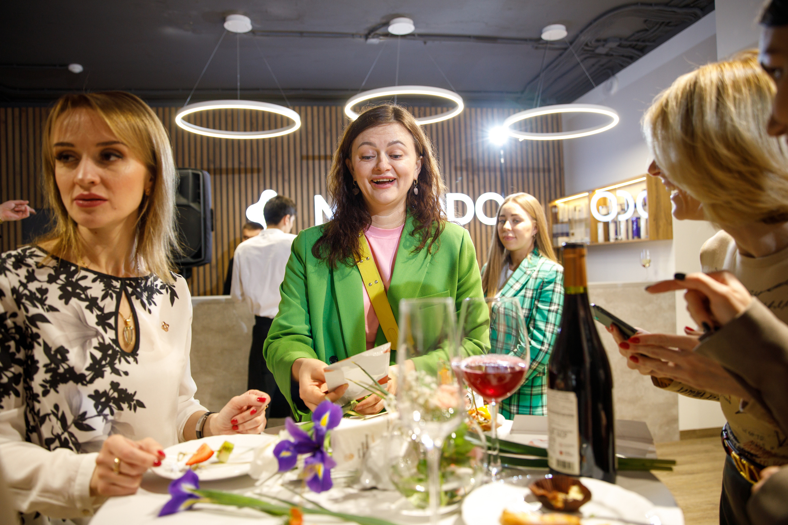 MOLODO. Открытие салона красоты. Фотограф Антон Никандров