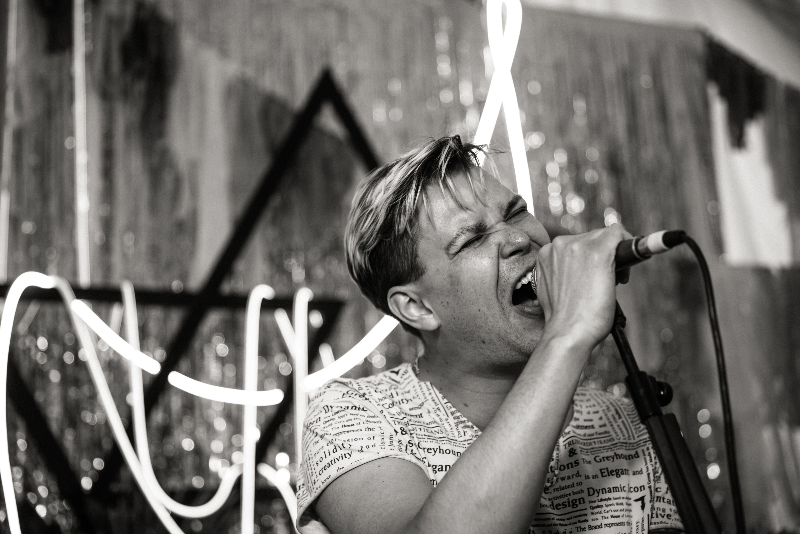 Выпускной. Своя набережная. Фотограф Антон Никандров