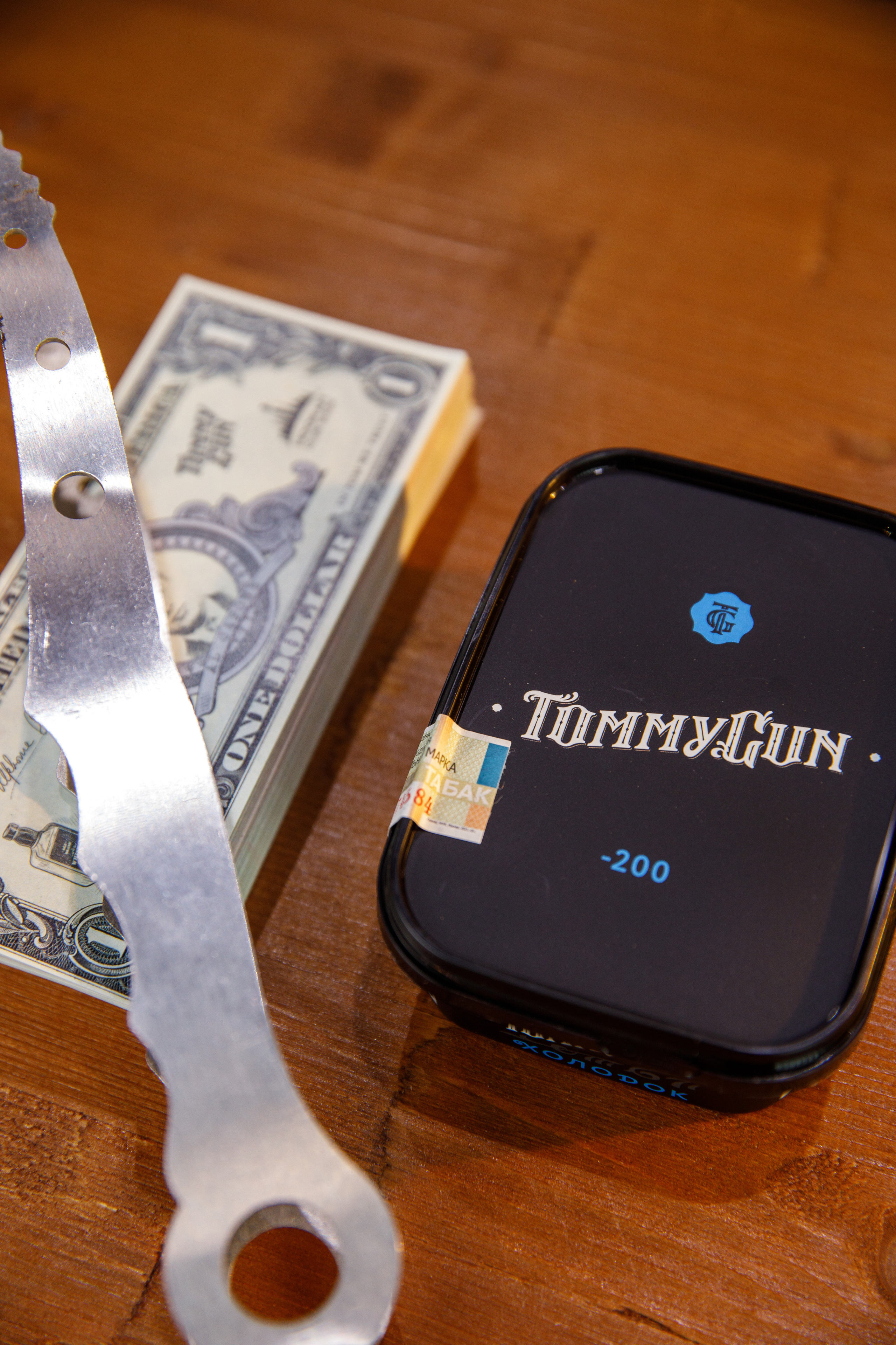 «Tommy Gun». Бренд табака. Фотограф Антон Никандров