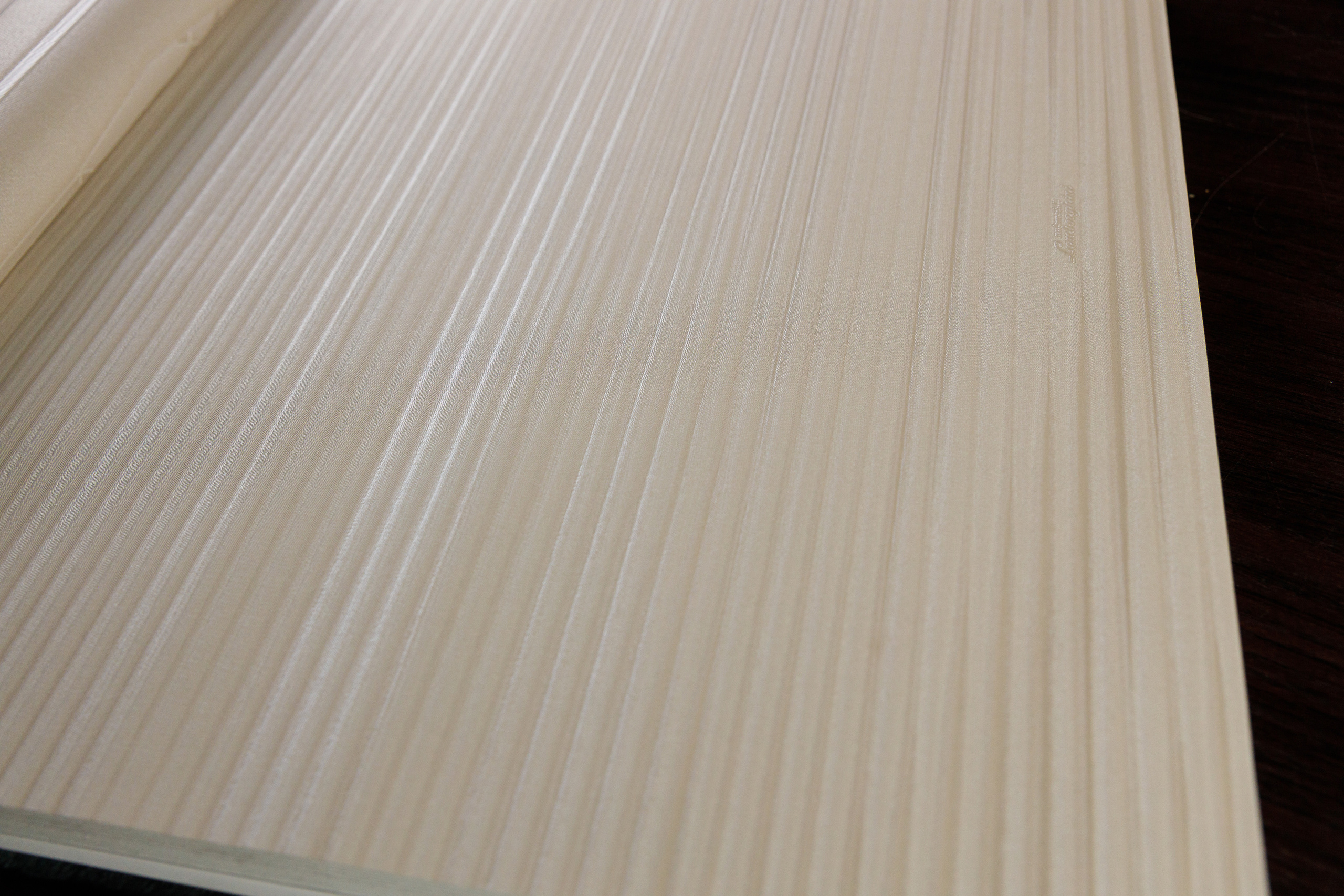 Салон декора «Renome». Коллекция обоев. Фотограф Антон Никандров