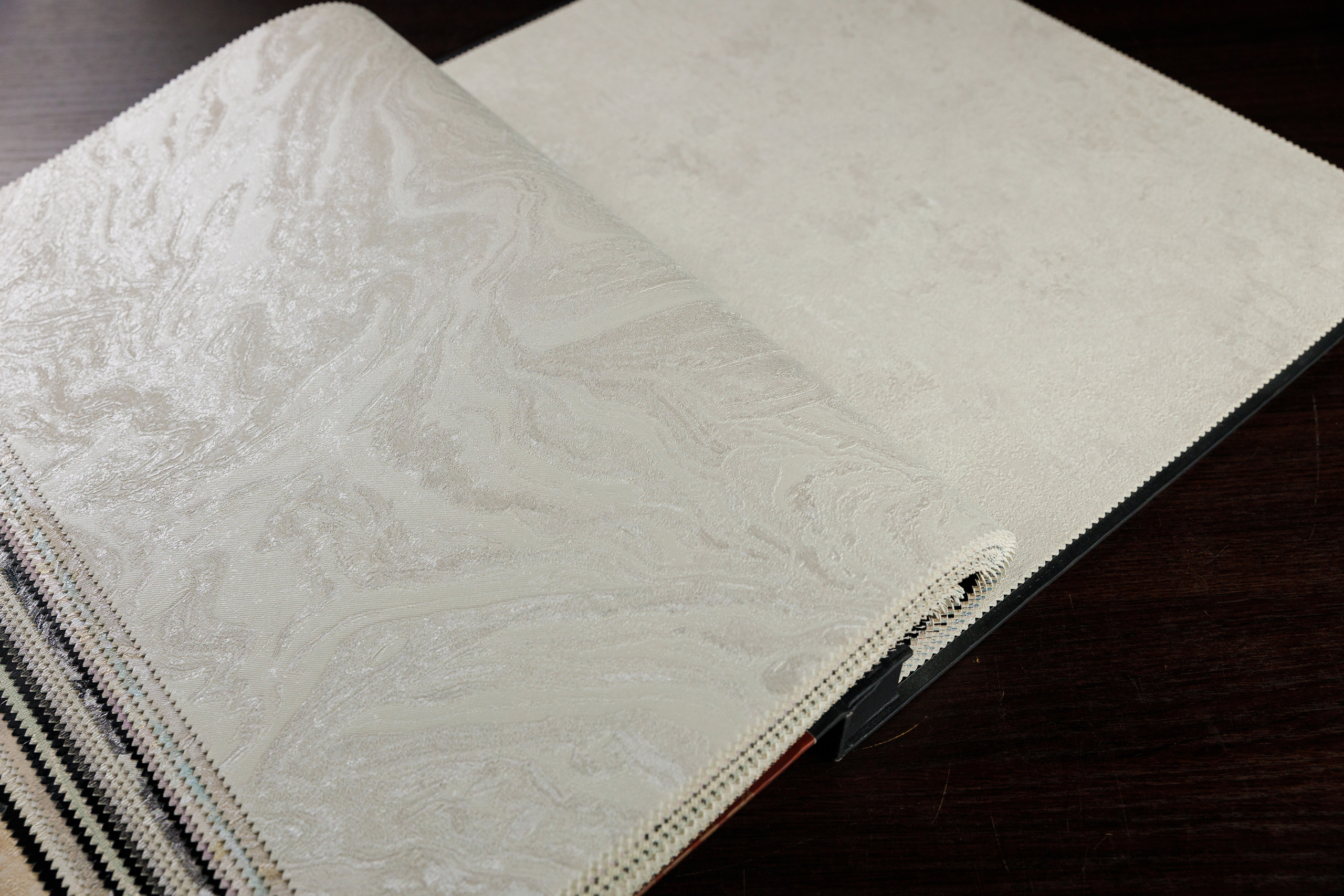 Салон декора «Renome». Коллекция обоев. Фотограф Антон Никандров