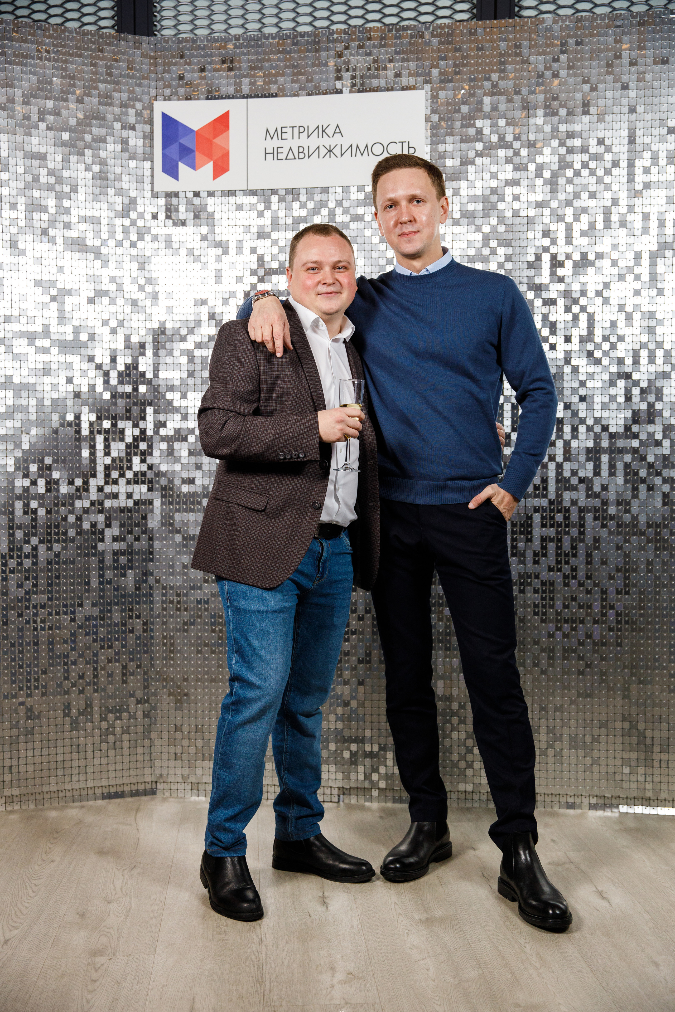 Метрика Недвижимость. Фотограф Антон Никандров