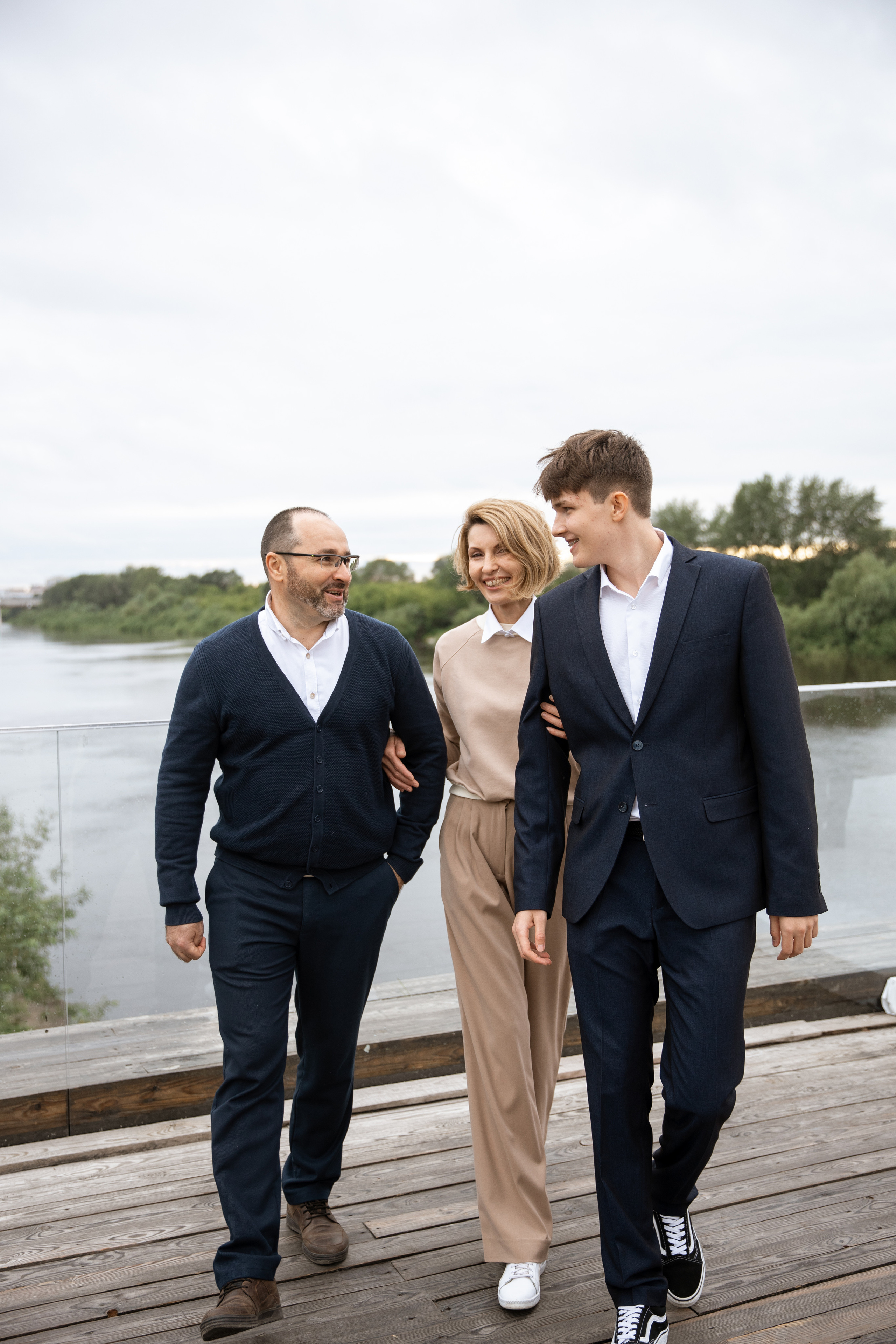 Выпускной. Своя набережная. Фотограф Антон Никандров