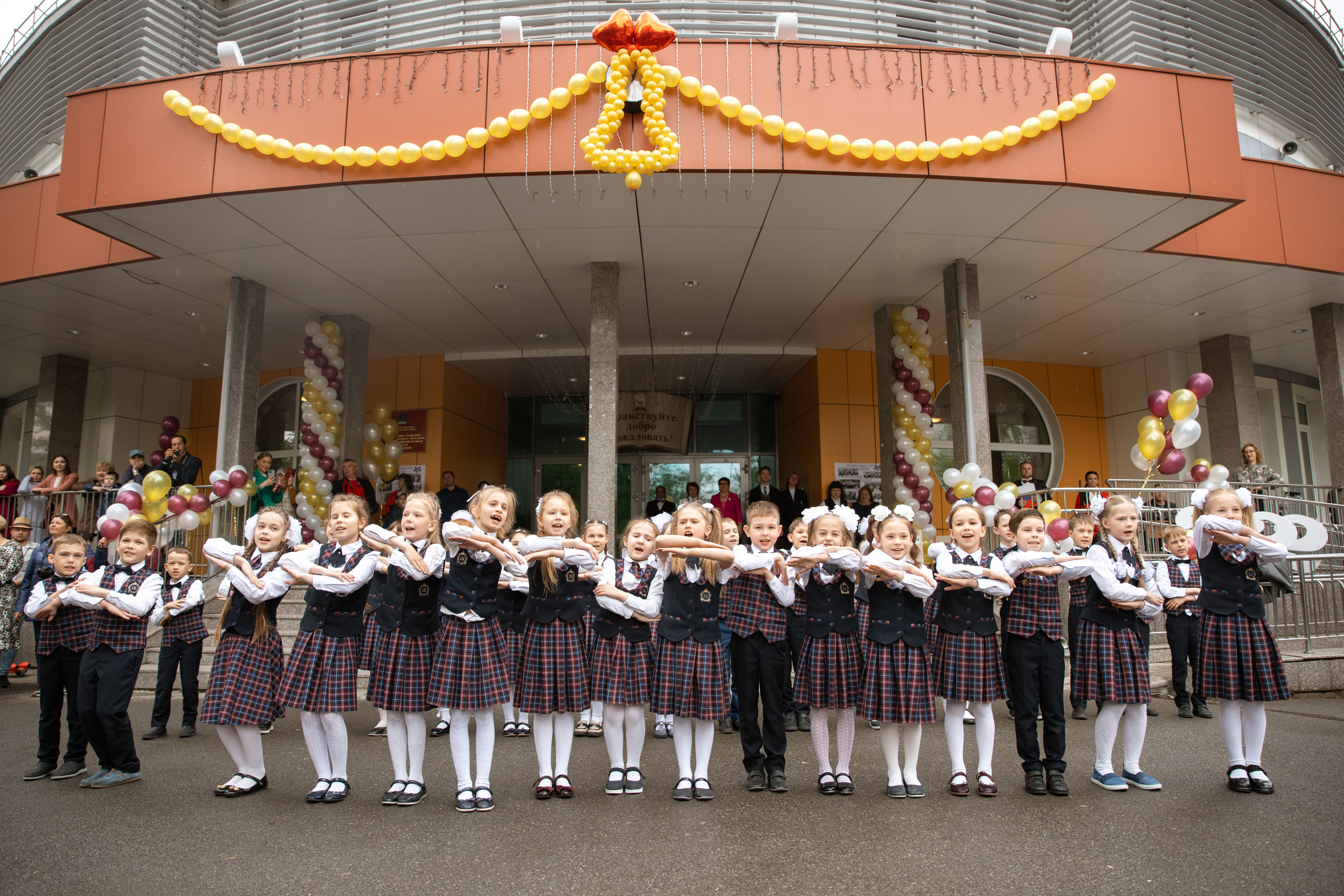 Последний звонок. Фотограф Антон Никандров