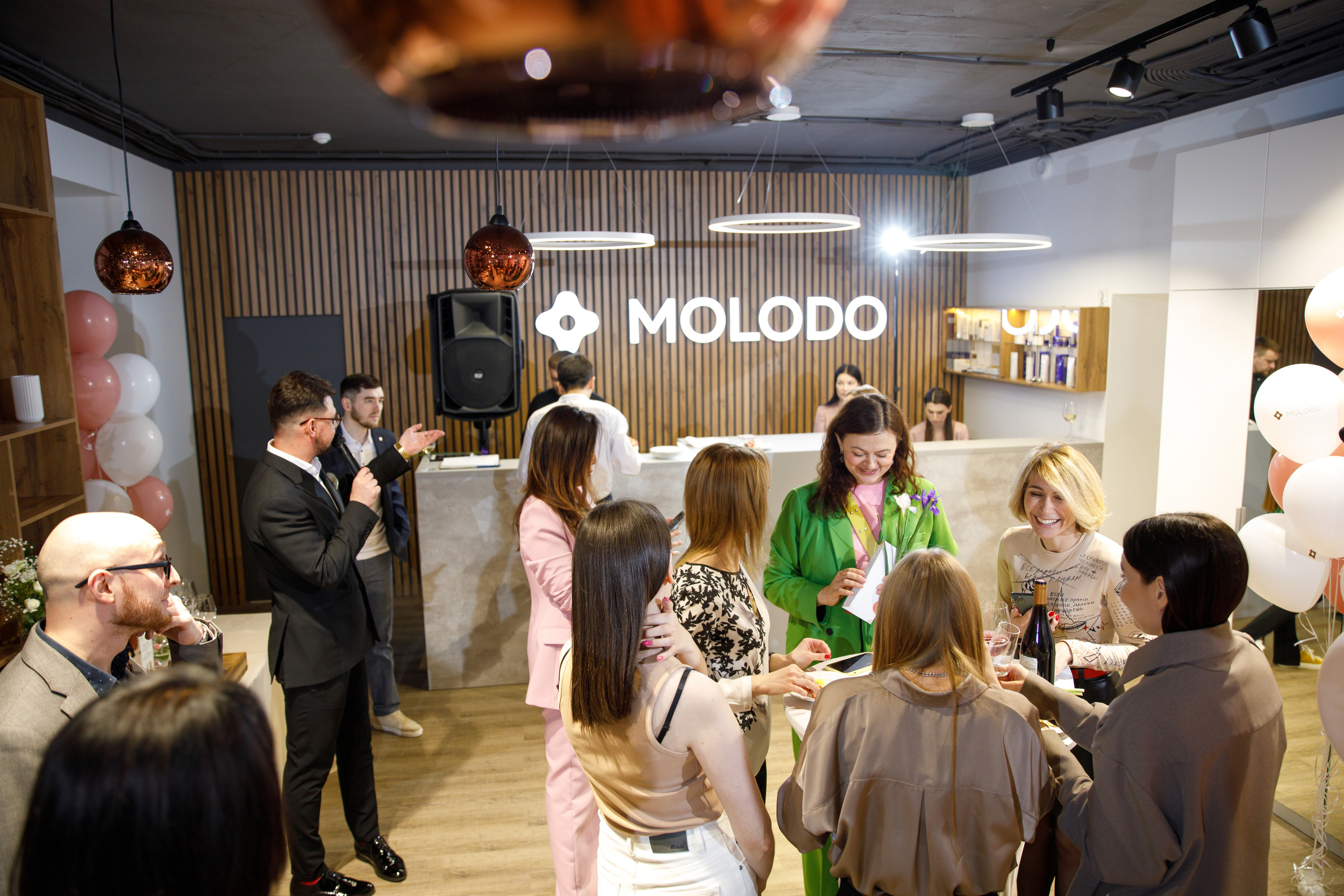 MOLODO. Открытие салона красоты. Фотограф Антон Никандров