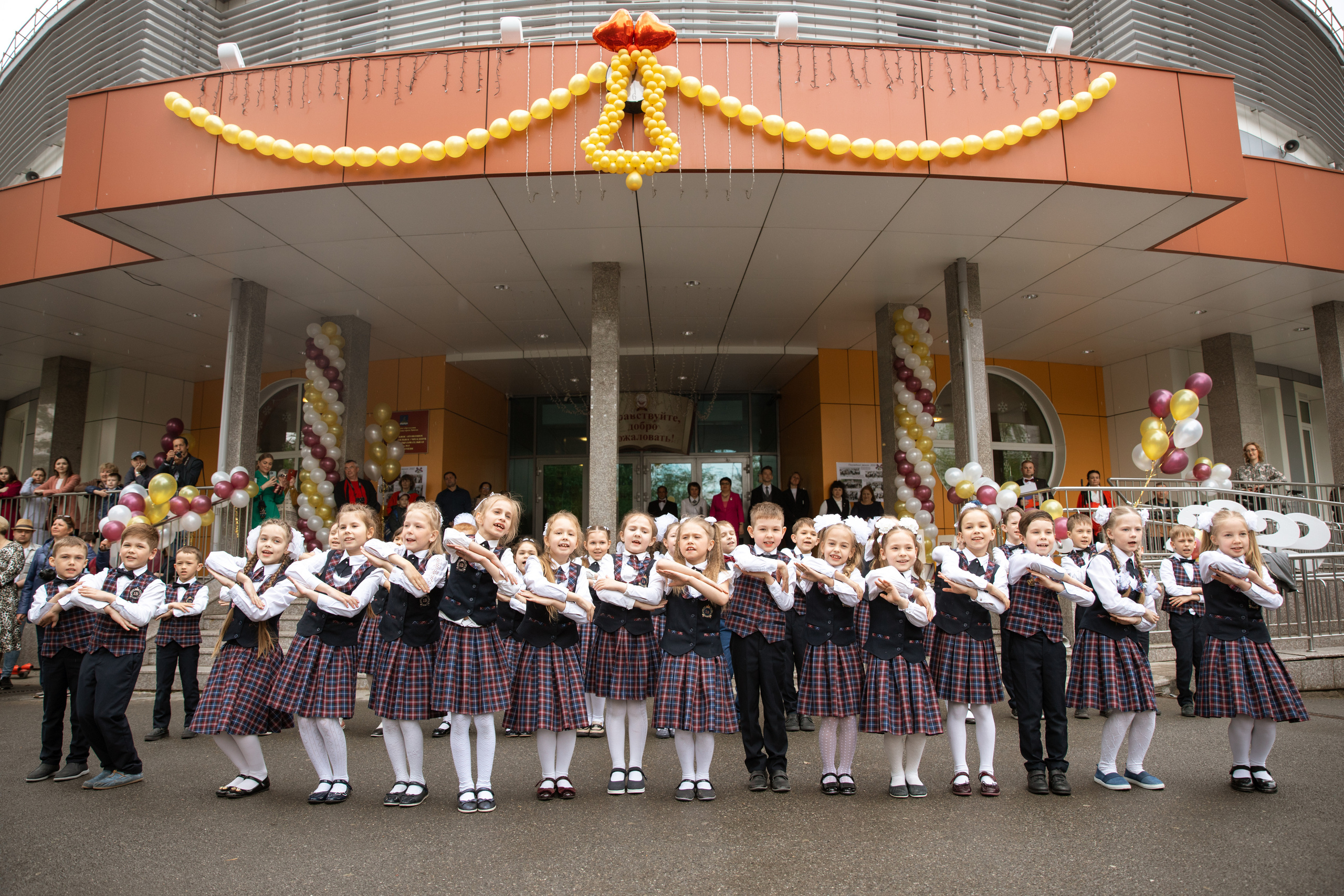 Последний звонок. Фотограф Антон Никандров