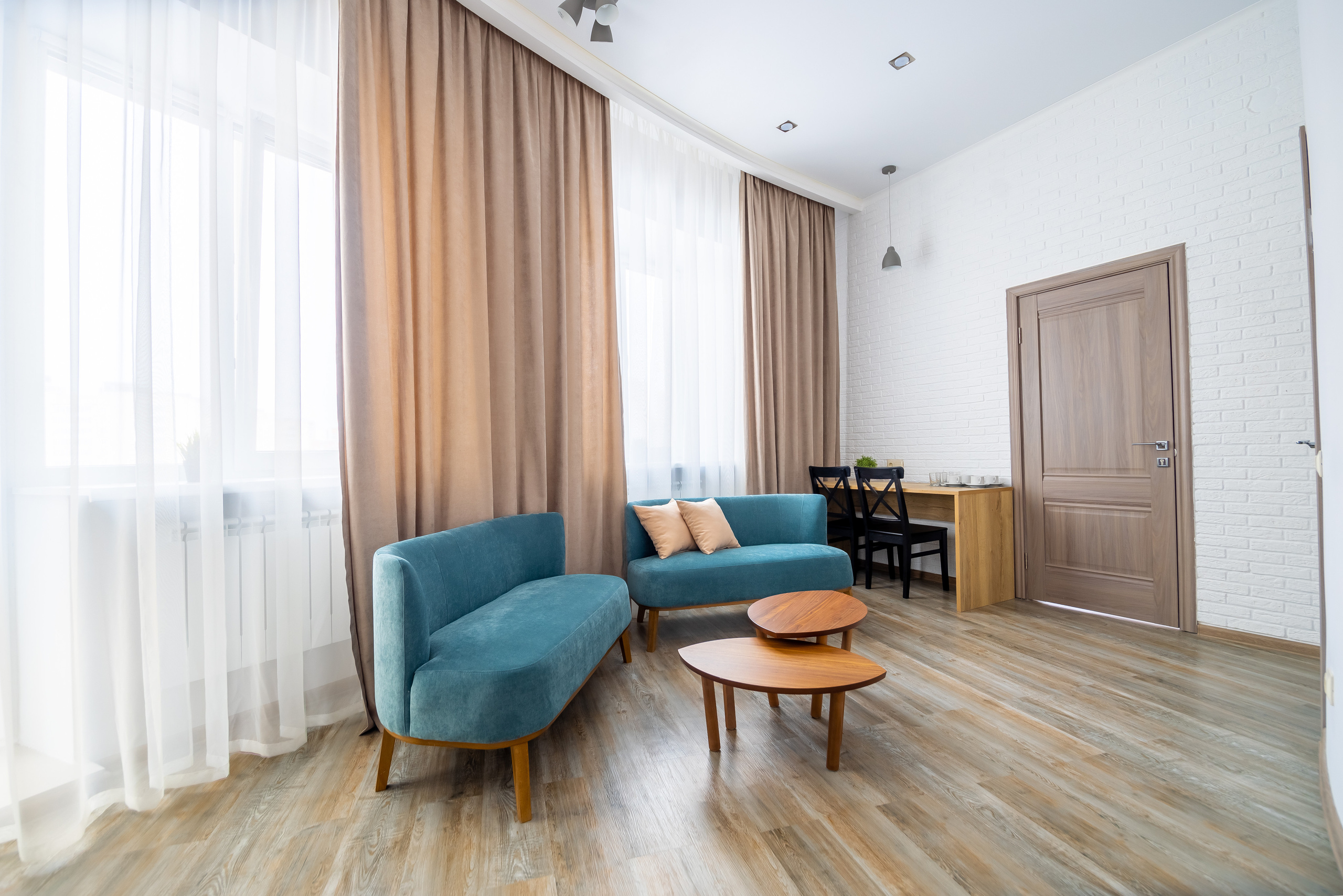 Гостиница «Атриа». Фотограф Антон Никандров