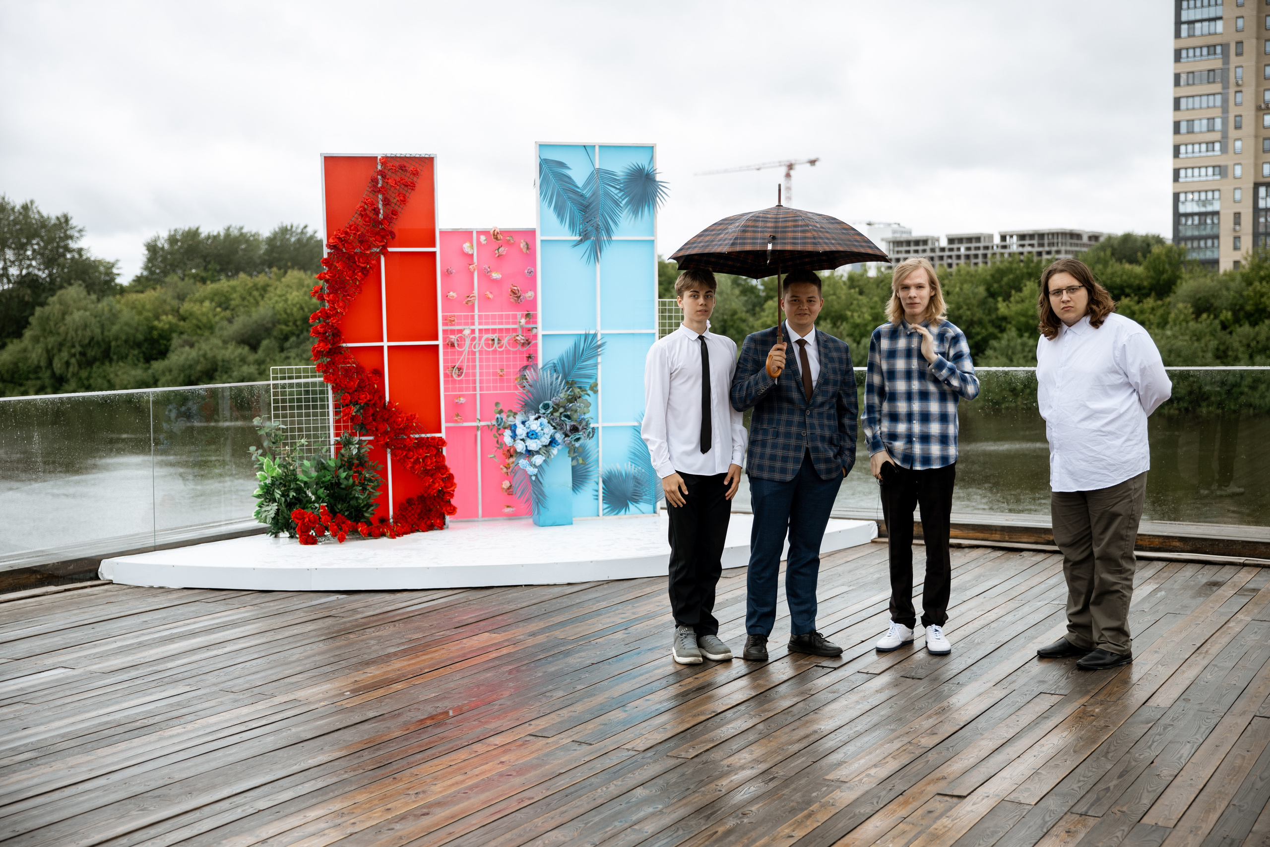 Выпускной. Своя набережная. Фотограф Антон Никандров