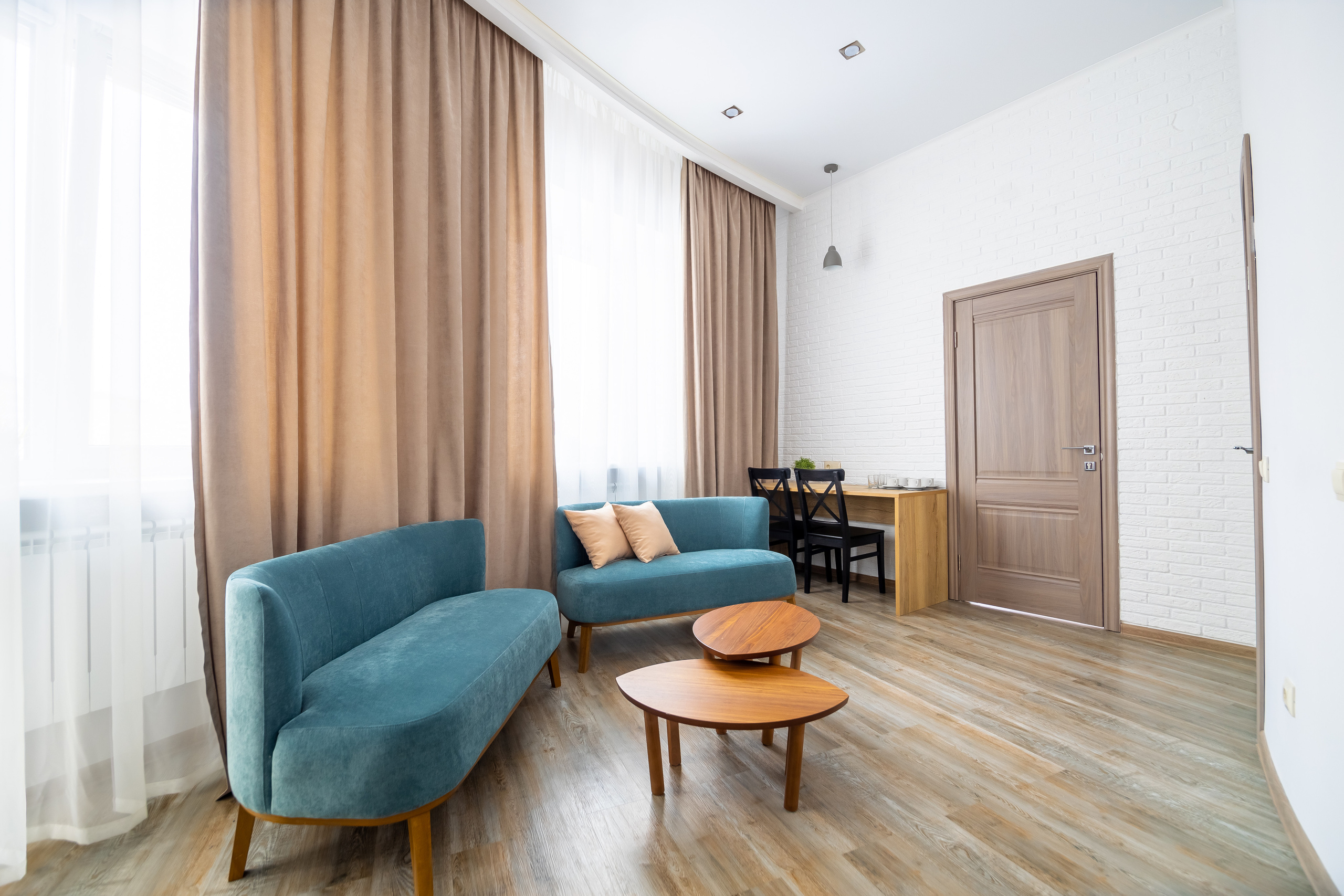 Гостиница «Атриа». Фотограф Антон Никандров