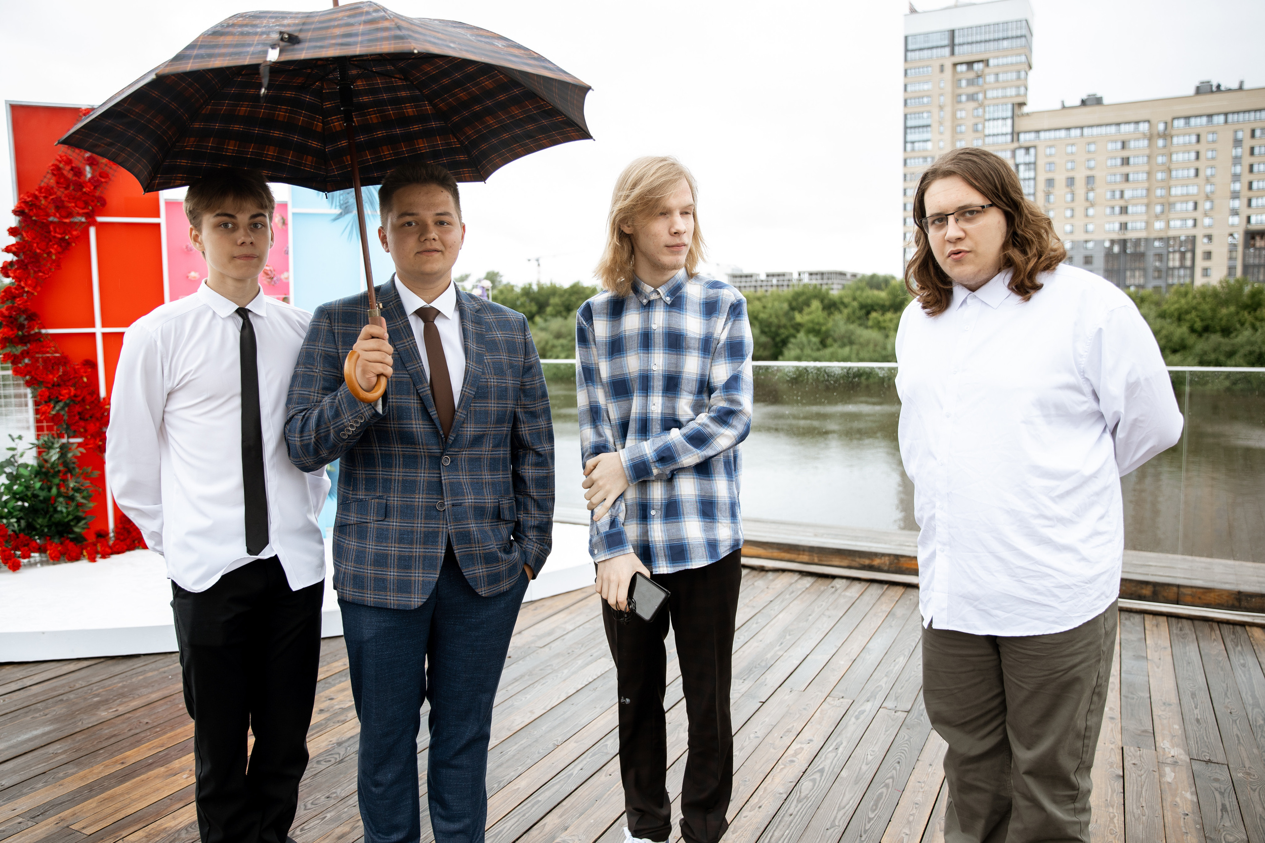 Выпускной. Своя набережная. Фотограф Антон Никандров