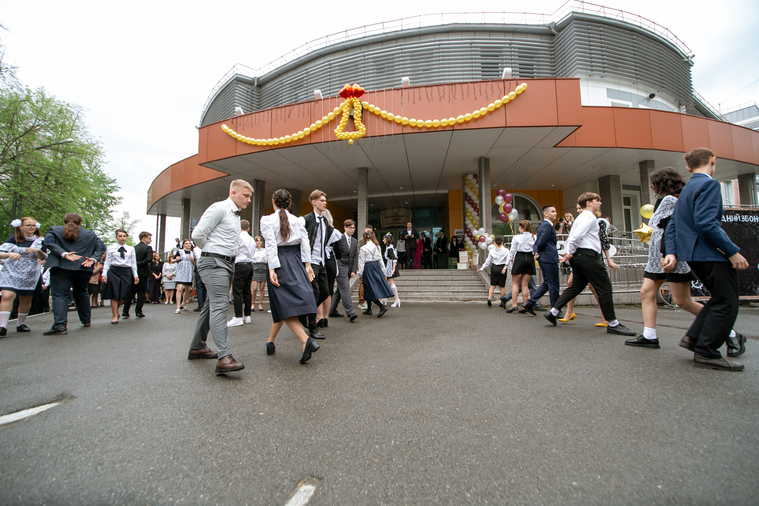 Последний звонок. Фотограф Антон Никандров