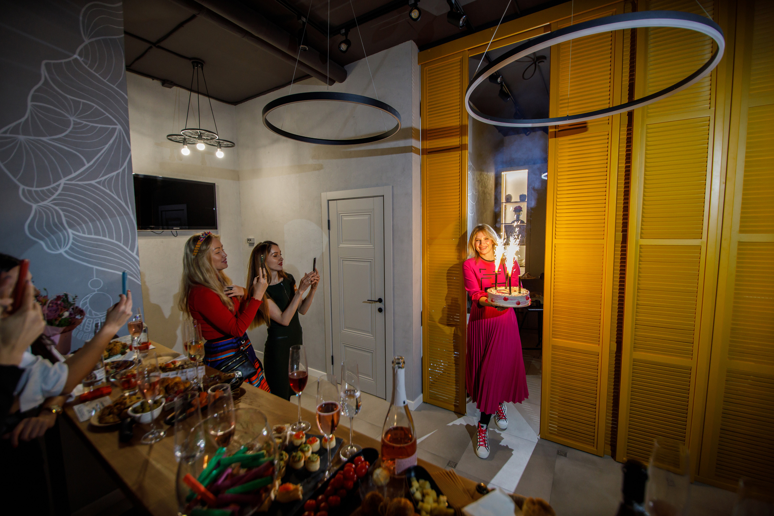 FridaBrow. Открытие студии красоты. Фотограф Антон Никандров