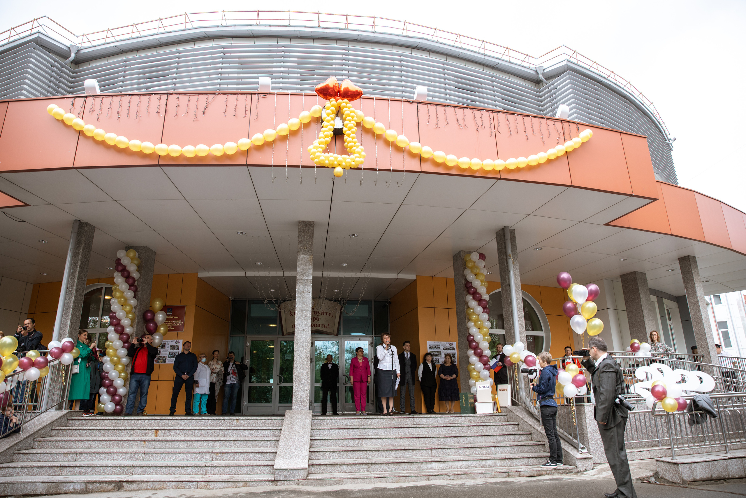Последний звонок. Фотограф Антон Никандров