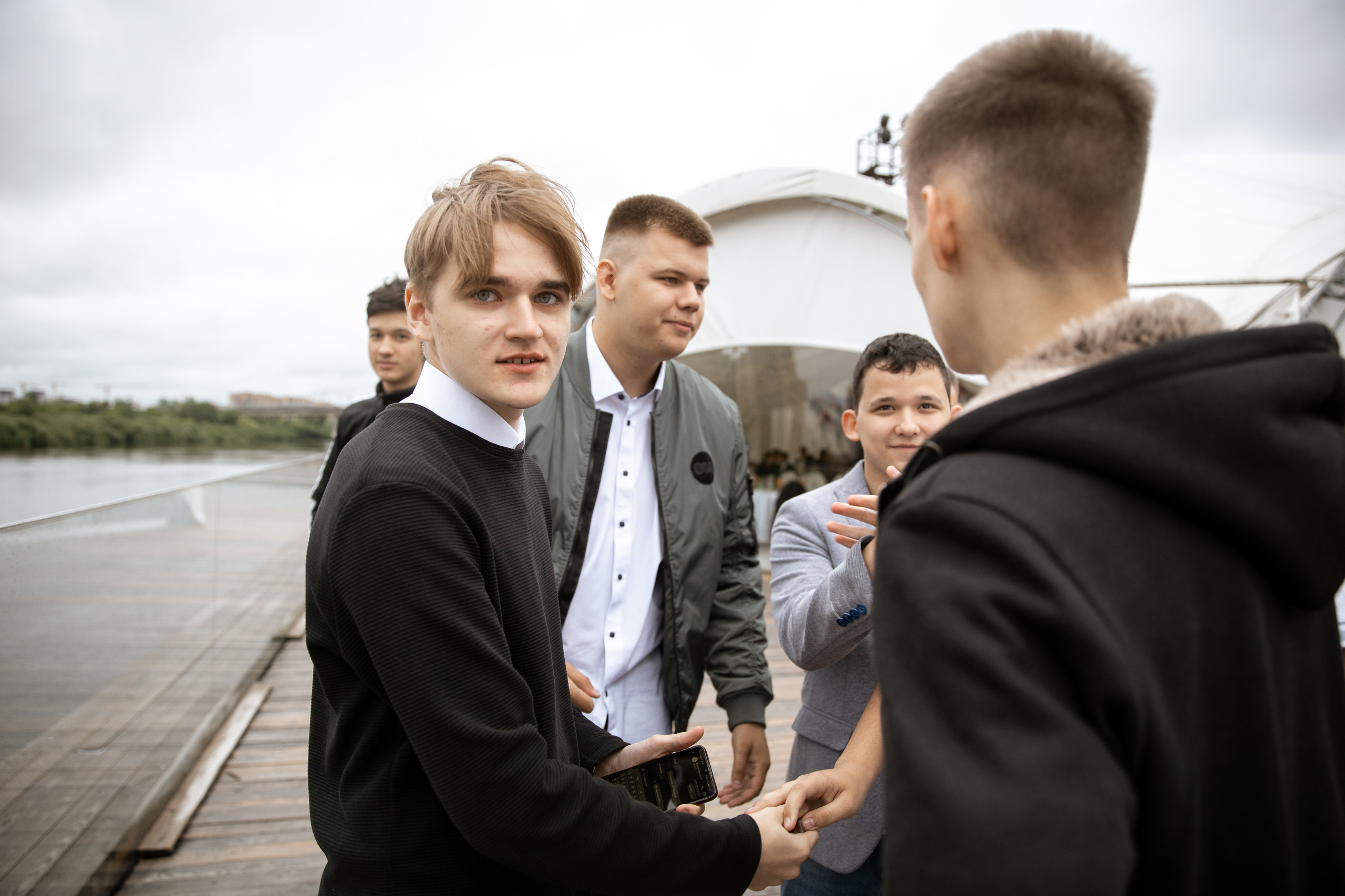 Выпускной. Своя набережная. Фотограф Антон Никандров