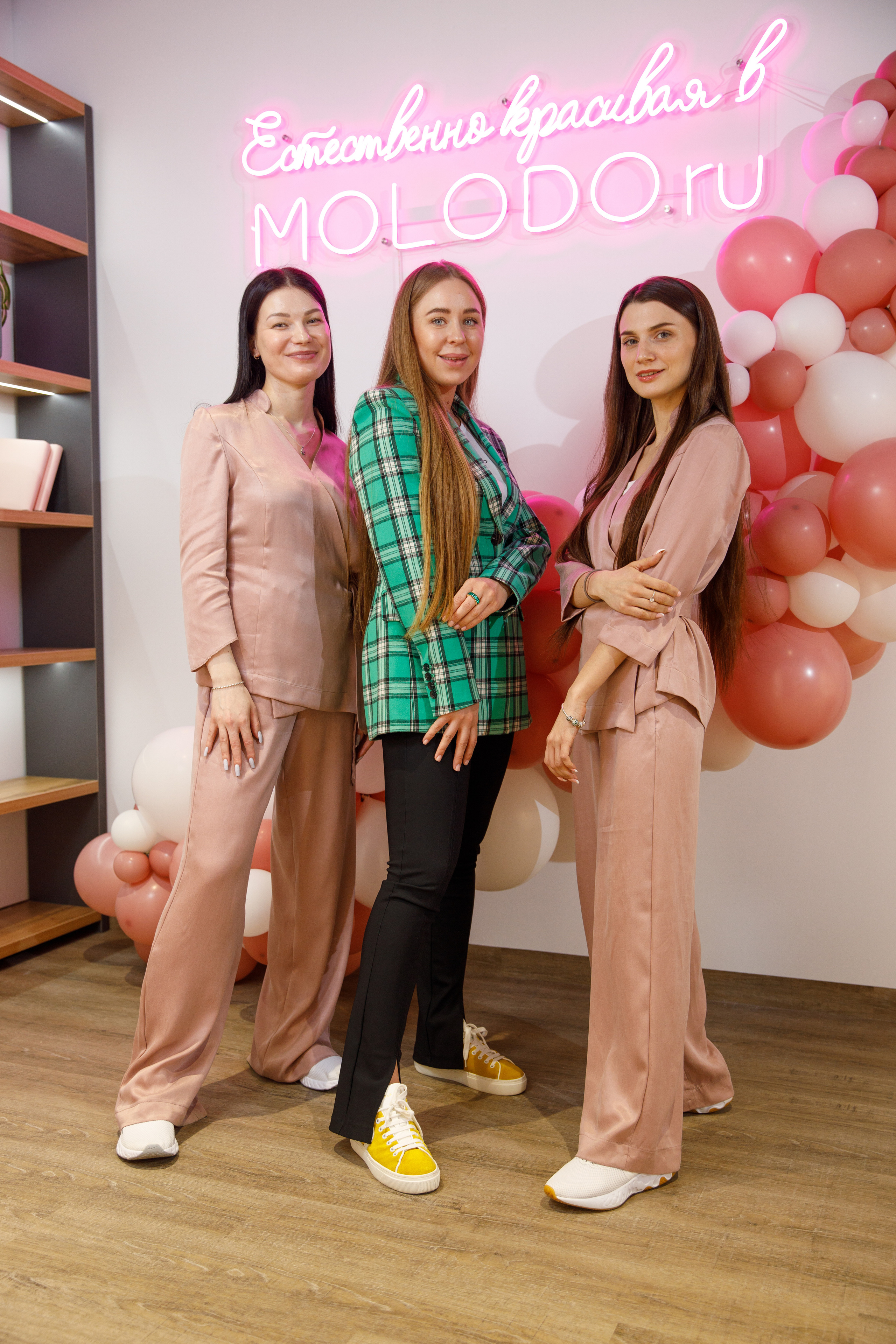 MOLODO. Открытие салона красоты. Фотограф Антон Никандров