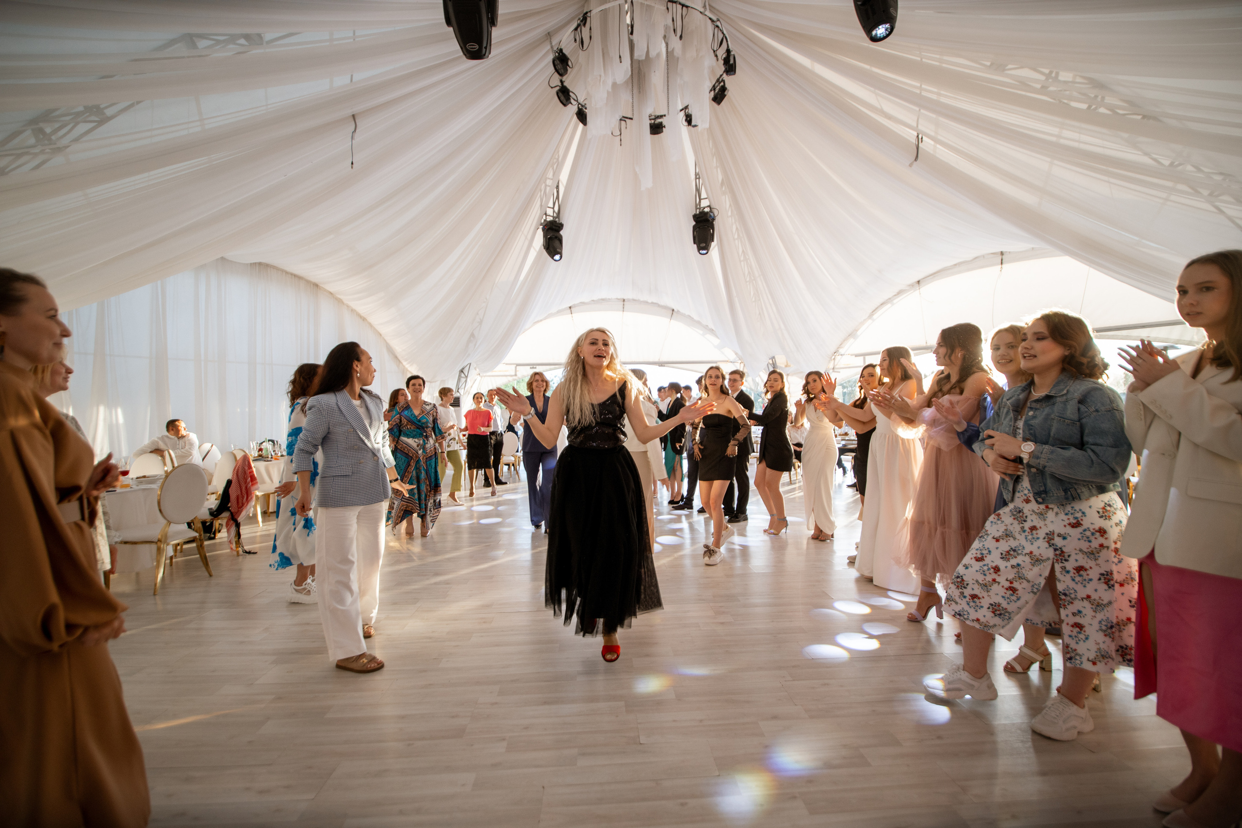 Выпускной ТГУ. Своя Набережная. Фотограф Антон Никандров