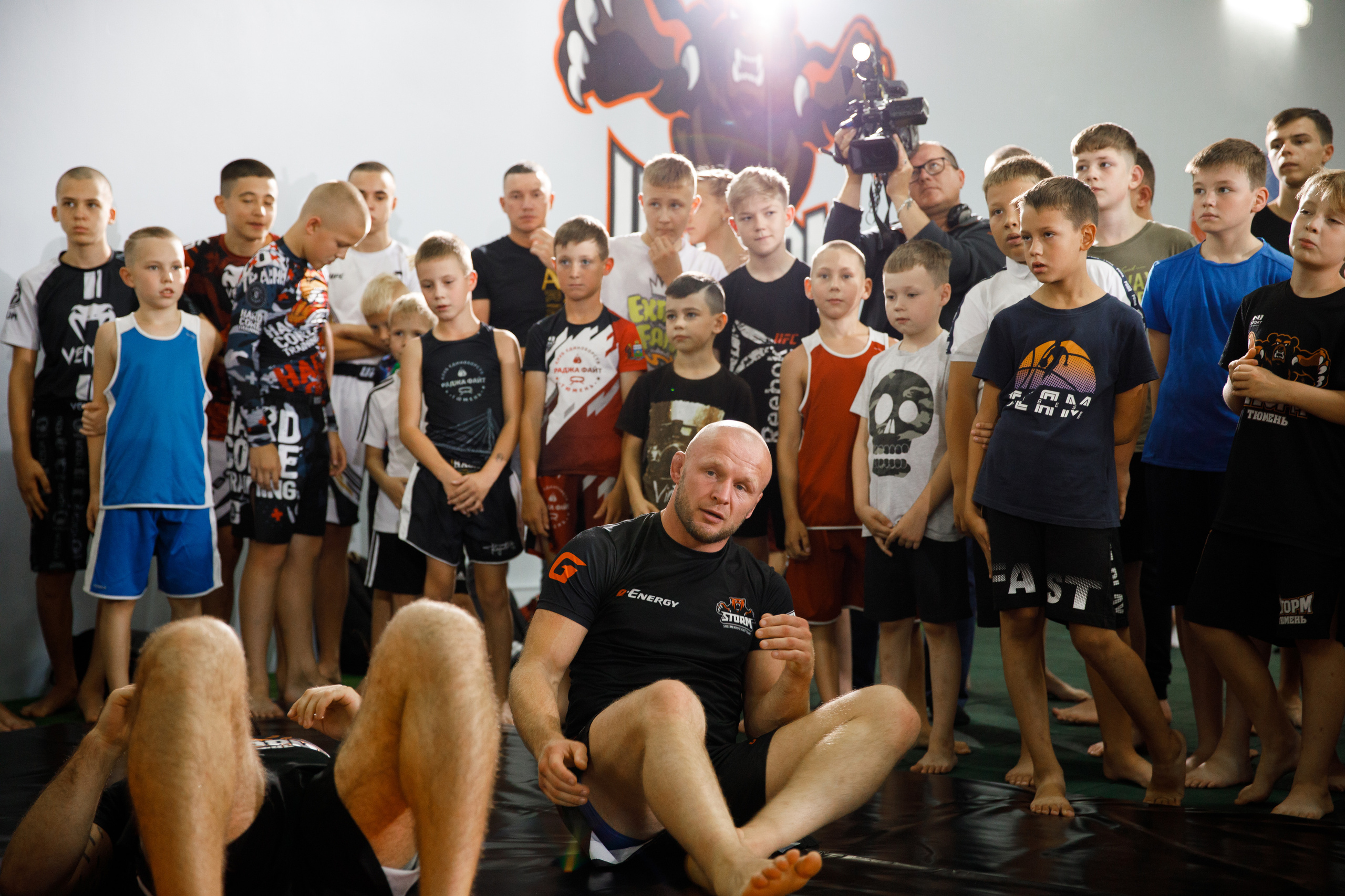 Шторм. Открытие филиала школы единоборств А. Шлеменко в Тюмени. Фотограф Антон Никандров