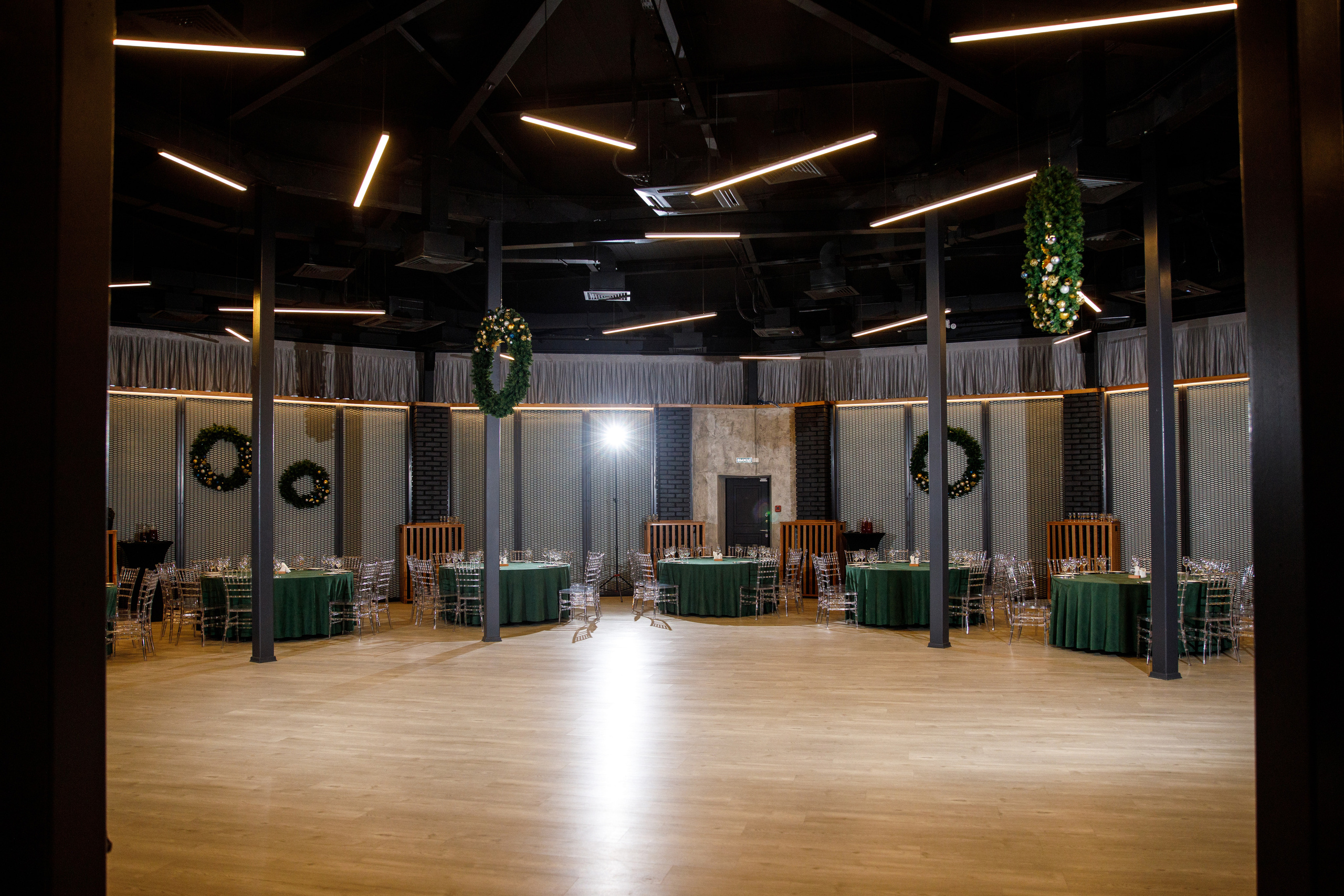 Метрика Недвижимость. Фотограф Антон Никандров