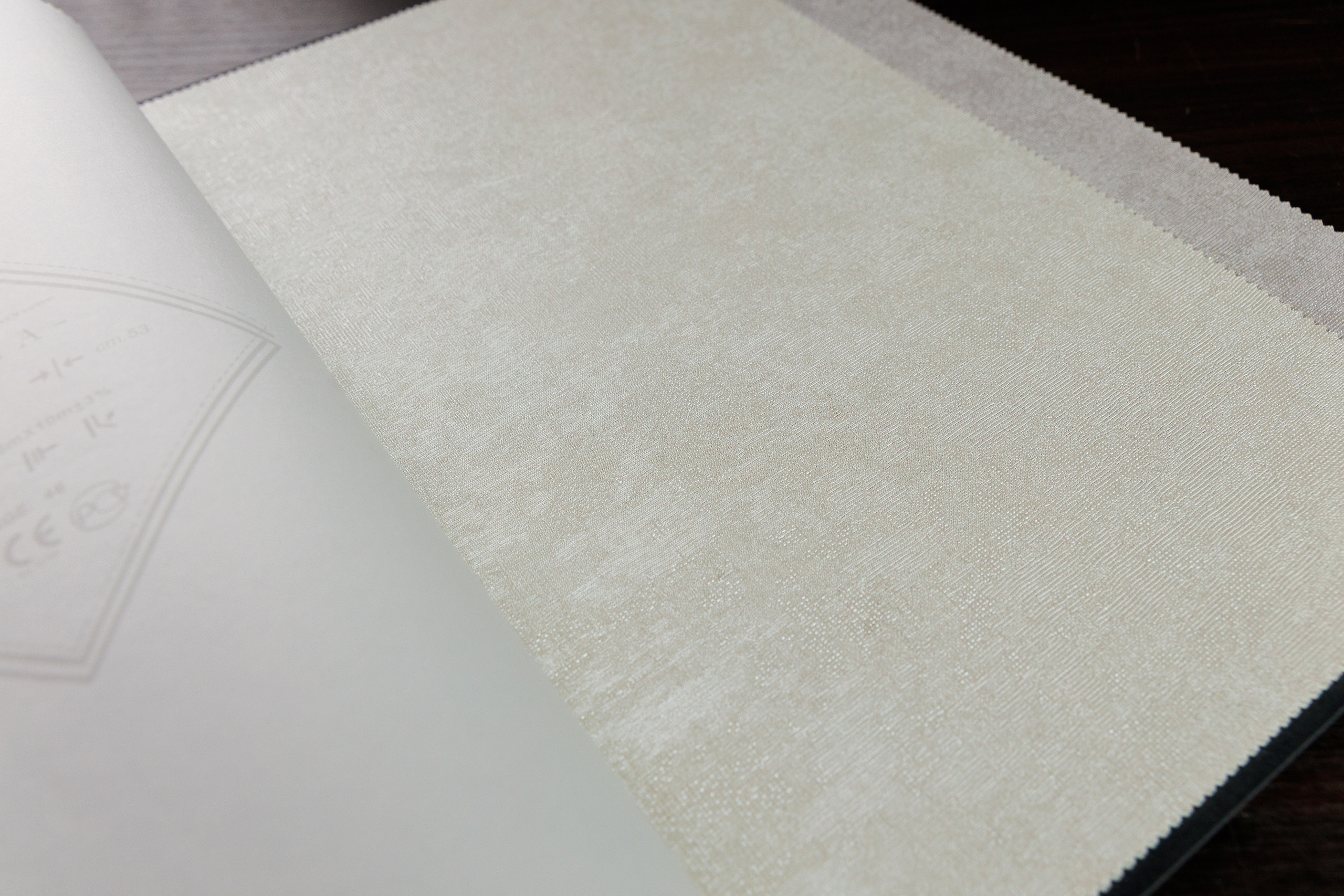 Салон декора «Renome». Коллекция обоев. Фотограф Антон Никандров