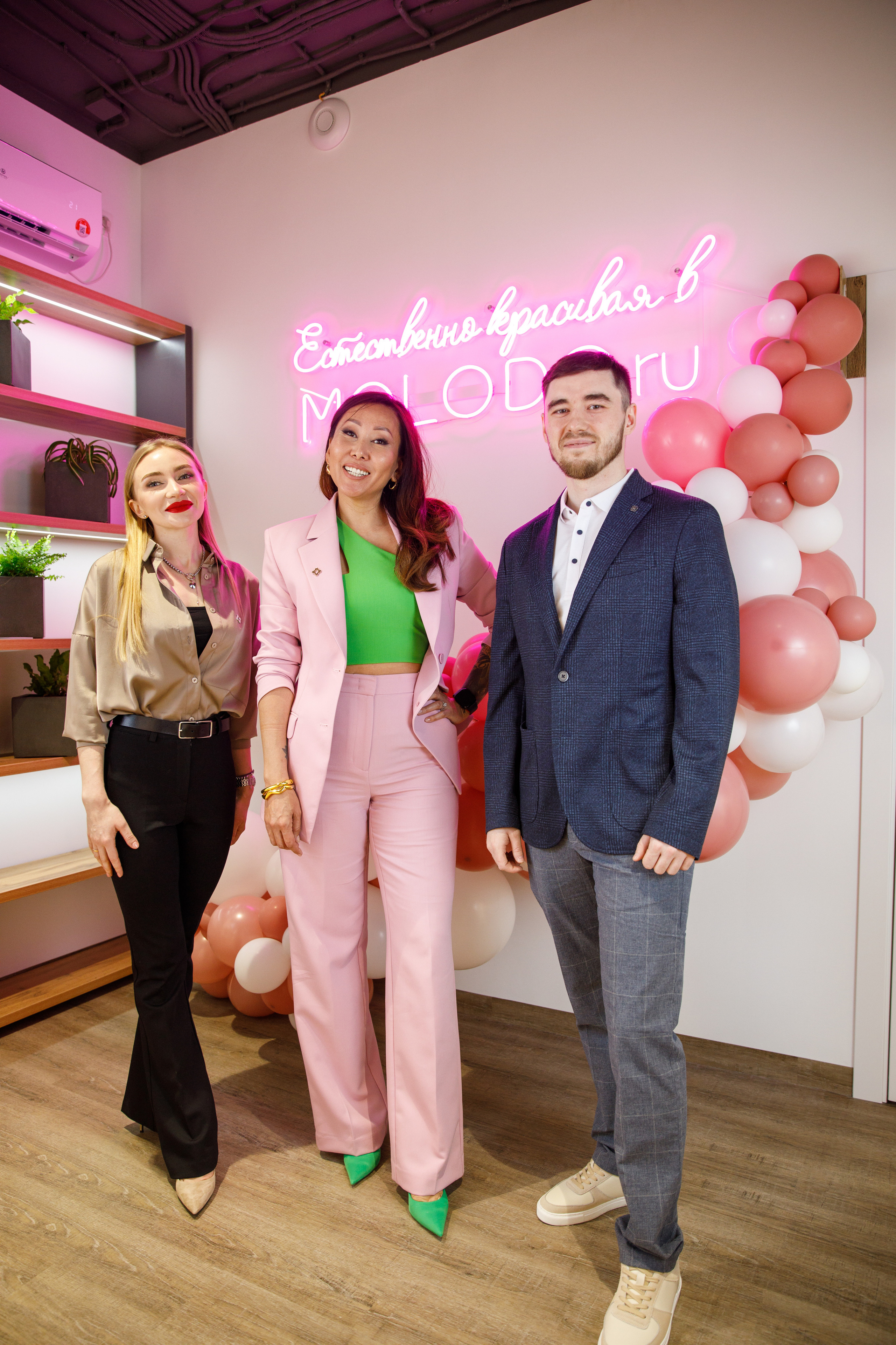 MOLODO. Открытие салона красоты. Фотограф Антон Никандров
