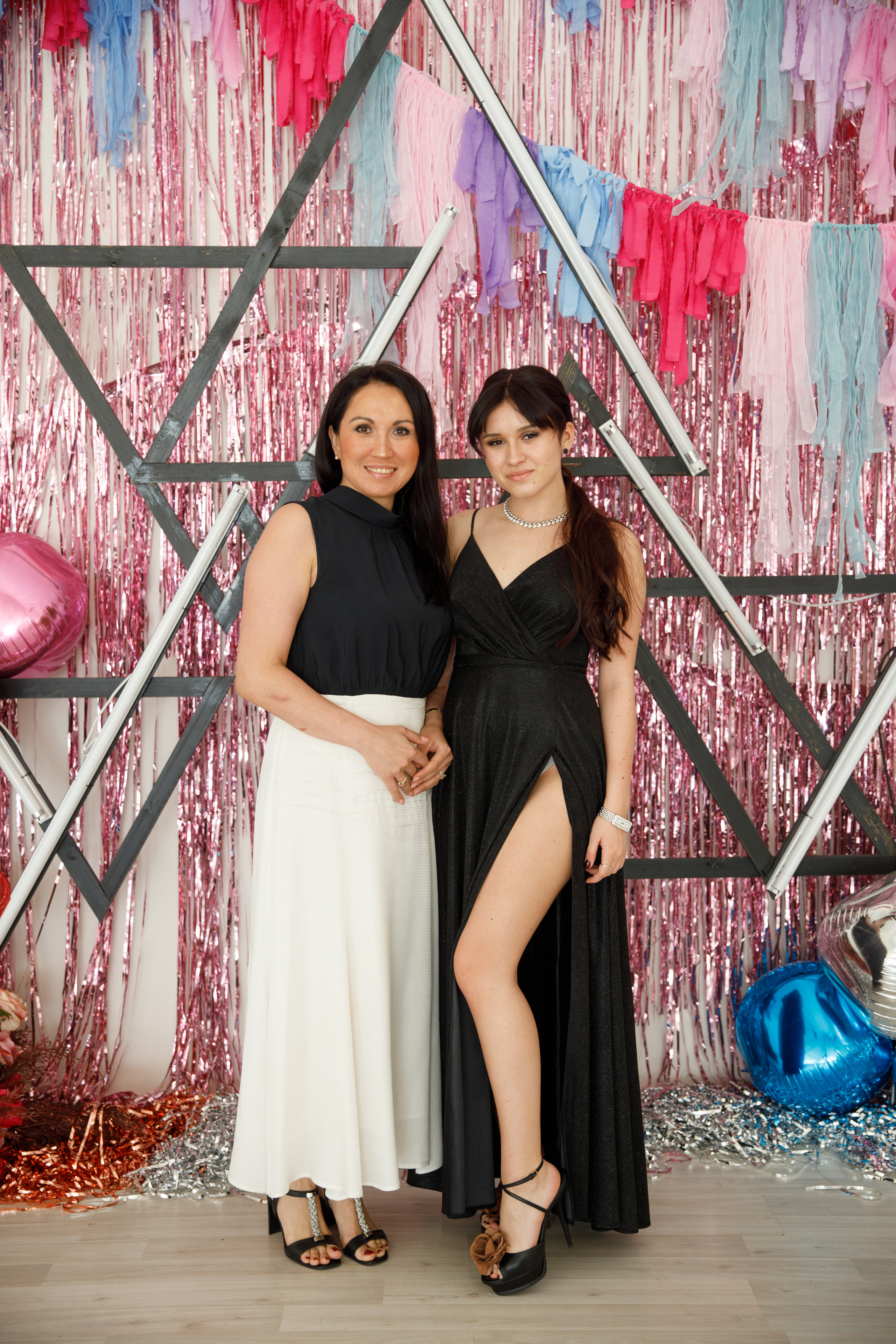 Выпускной ТГУ. Своя Набережная. Фотограф Антон Никандров