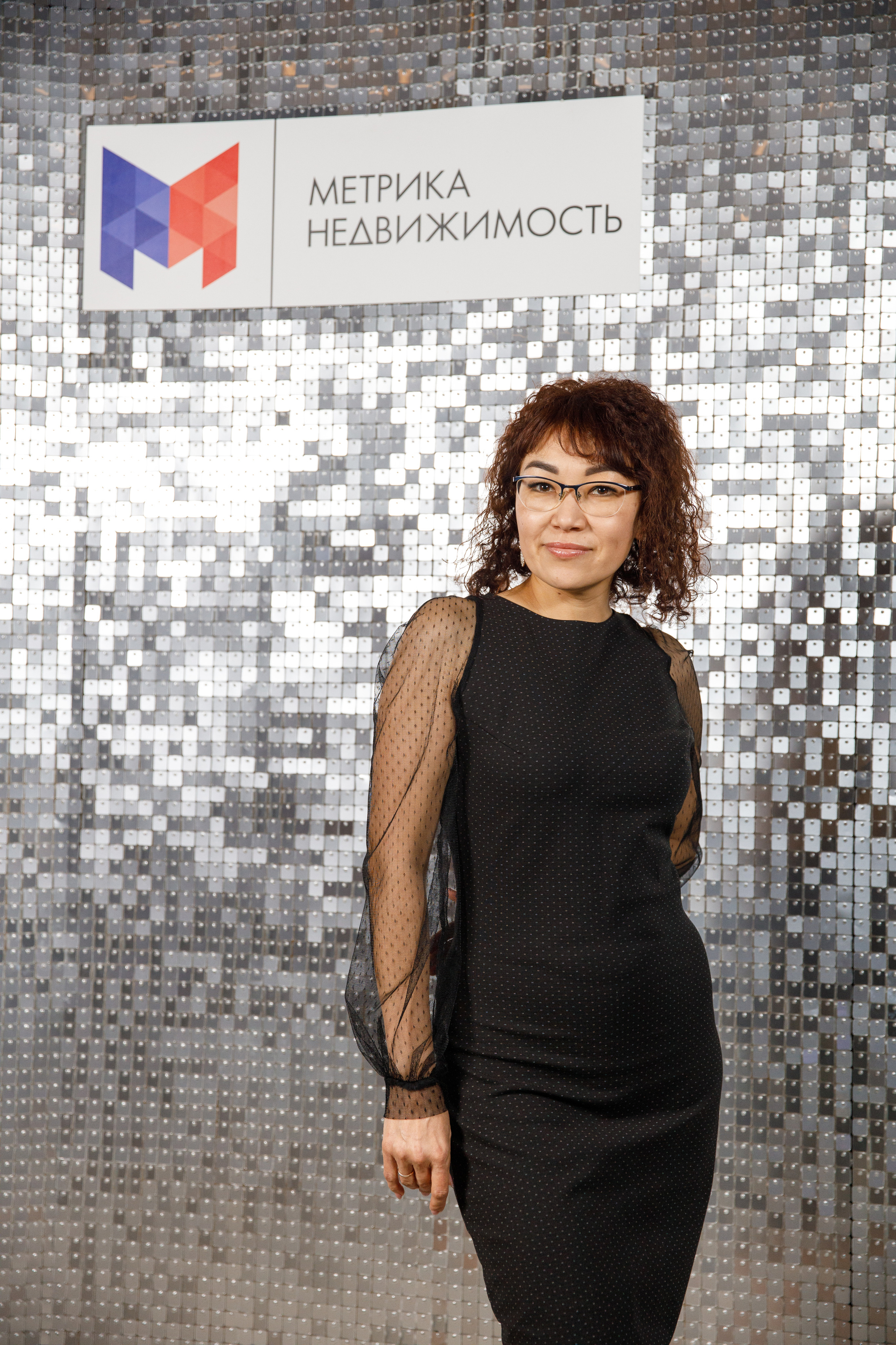 Метрика Недвижимость. Фотограф Антон Никандров