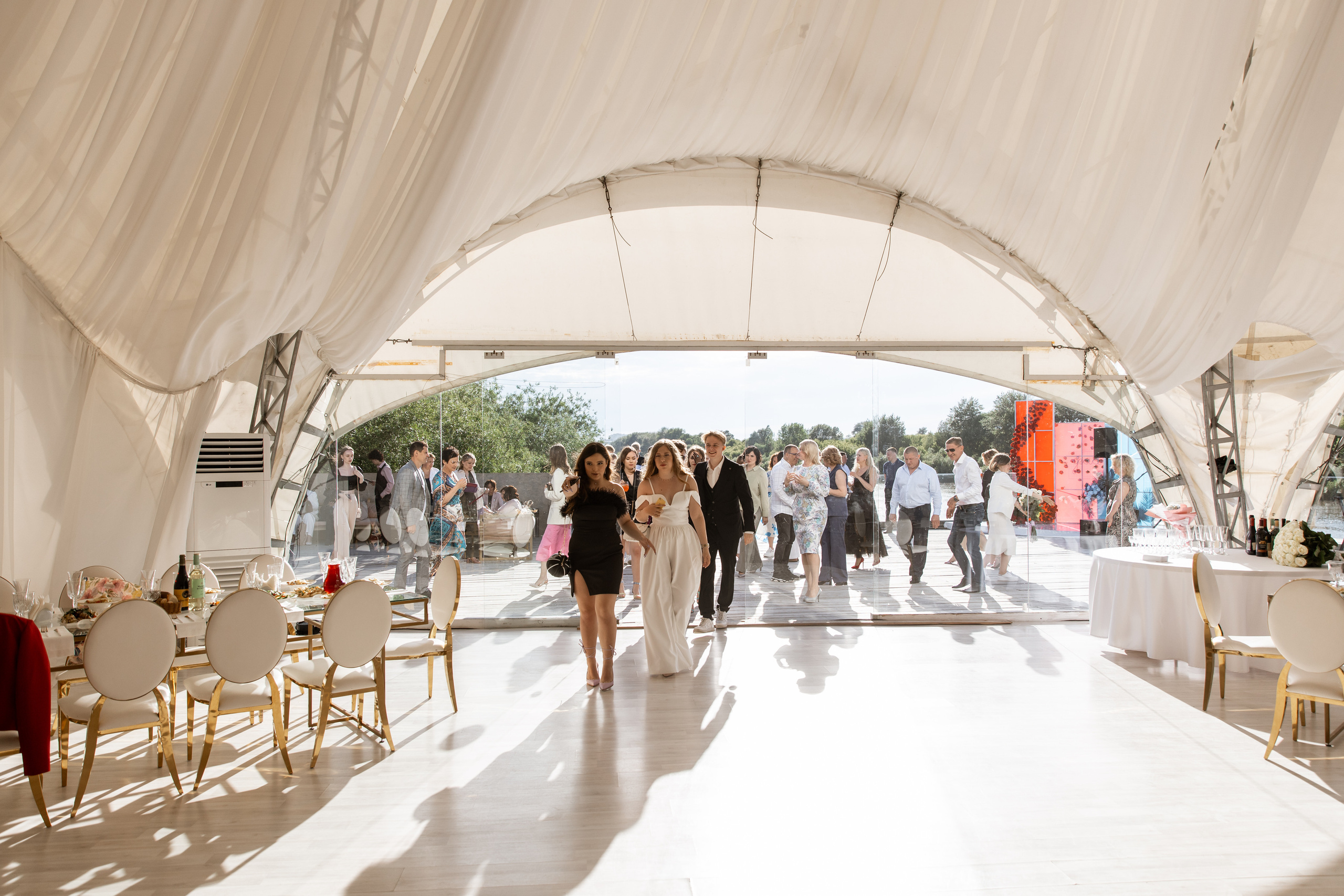 Выпускной ТГУ. Своя Набережная. Фотограф Антон Никандров