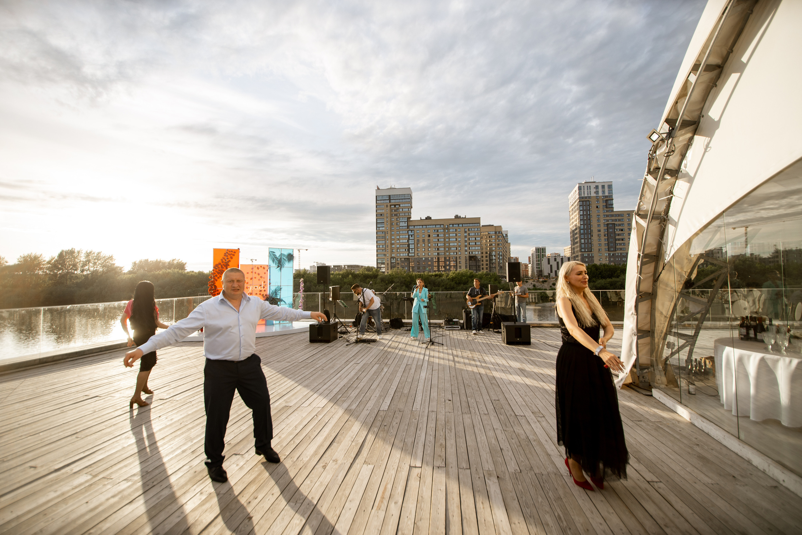 Выпускной ТГУ. Своя Набережная. Фотограф Антон Никандров