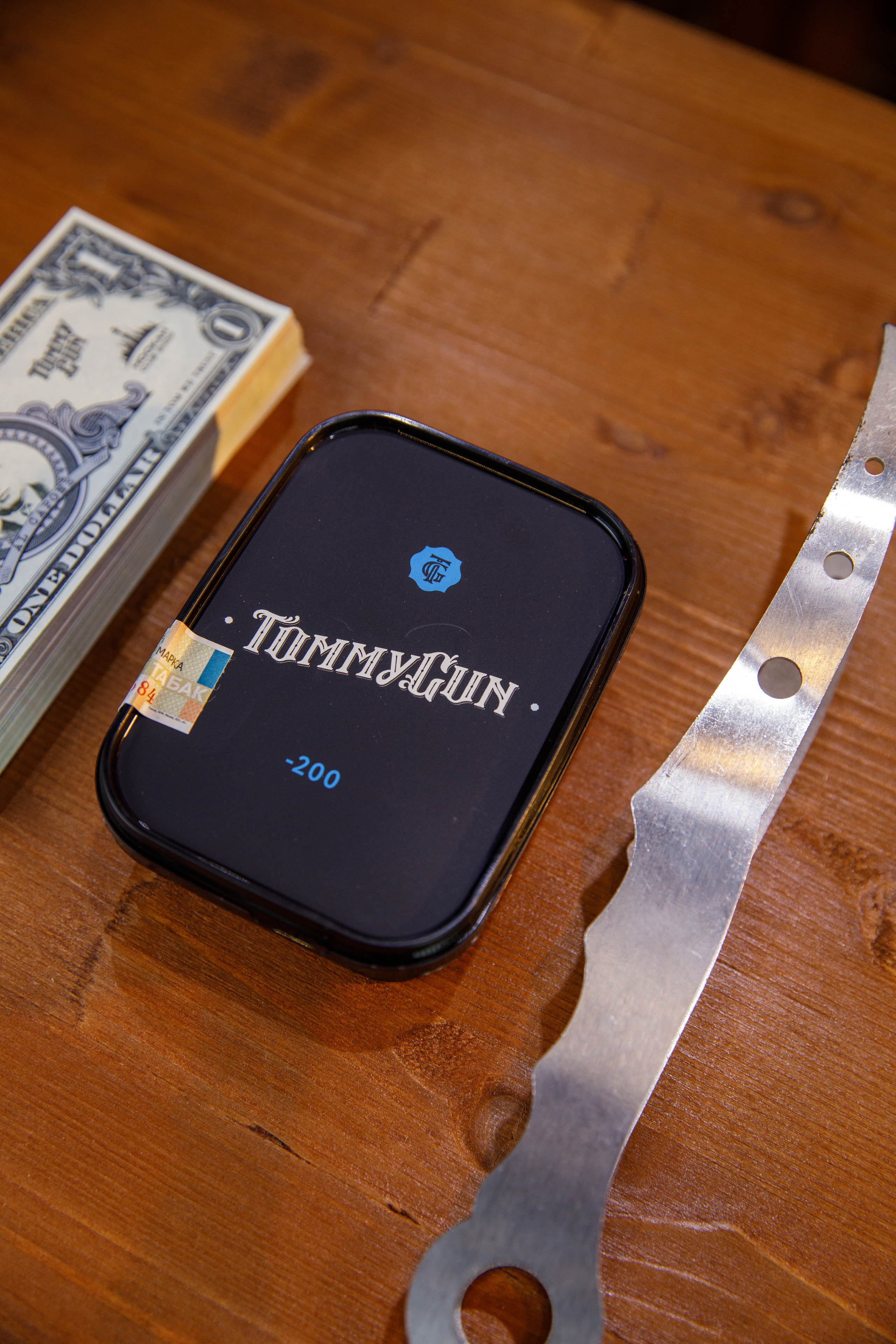 «Tommy Gun». Бренд табака. Фотограф Антон Никандров