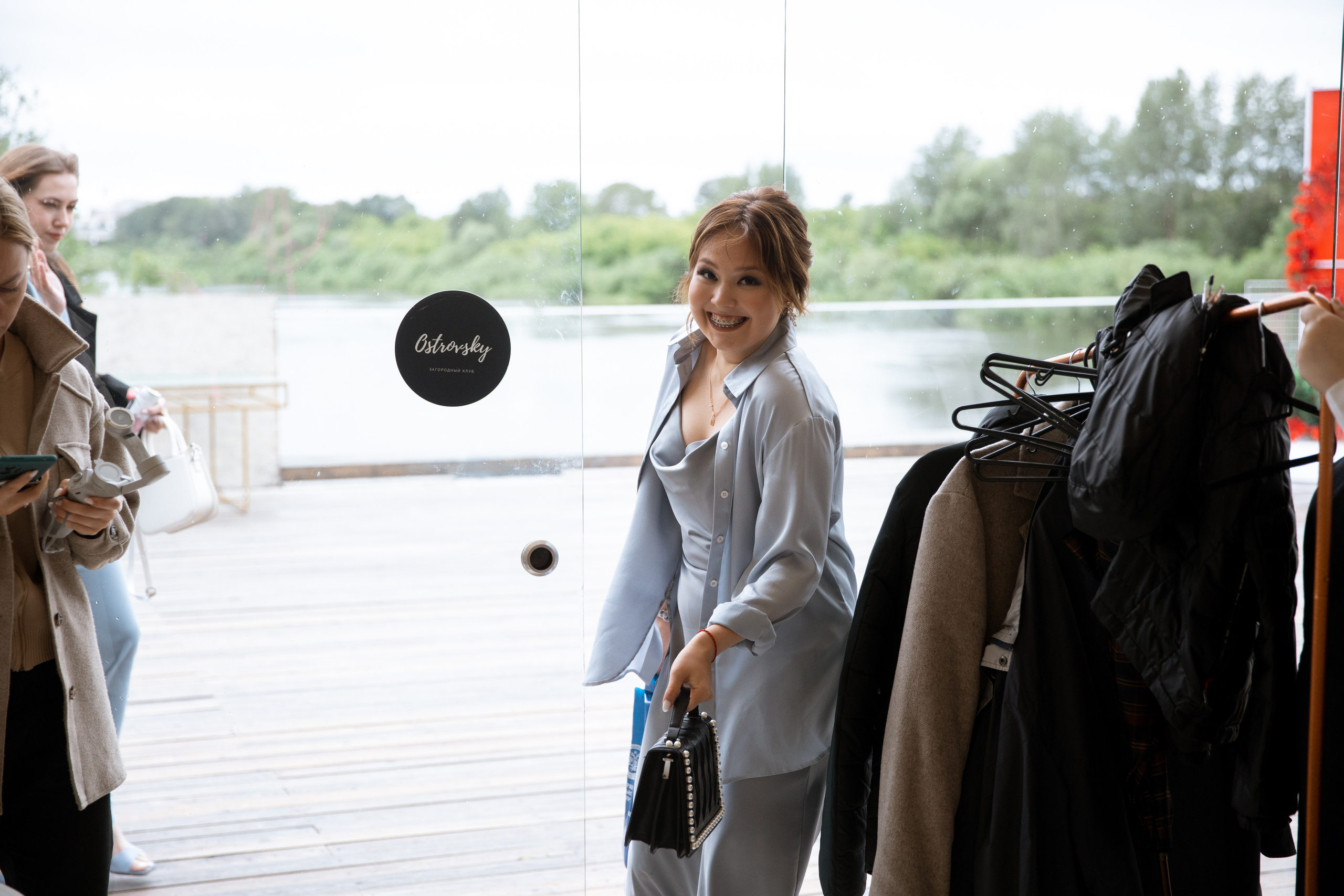 Выпускной. Своя набережная. Фотограф Антон Никандров