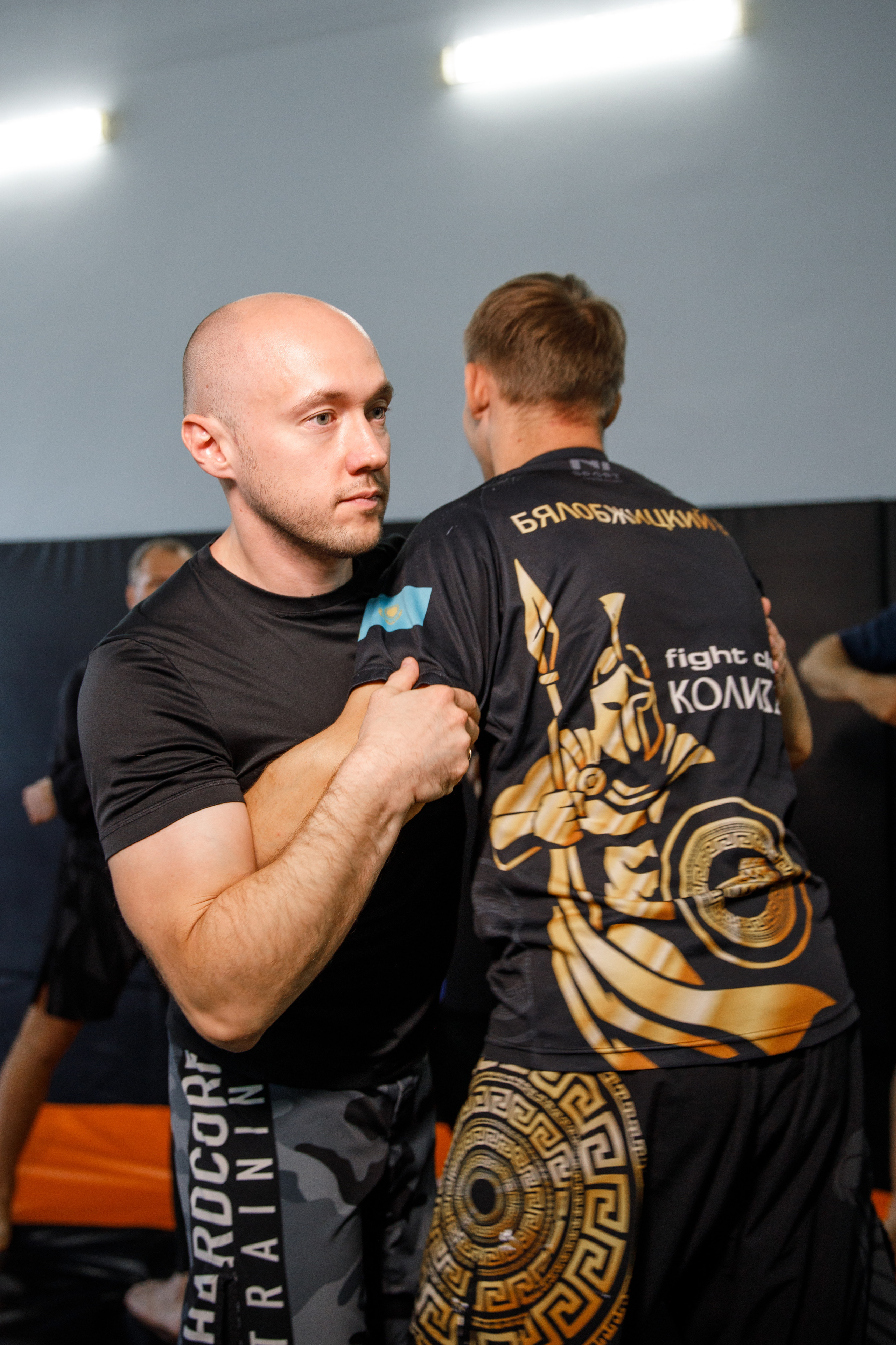 Шторм. Открытие филиала школы единоборств А. Шлеменко в Тюмени. Фотограф Антон Никандров