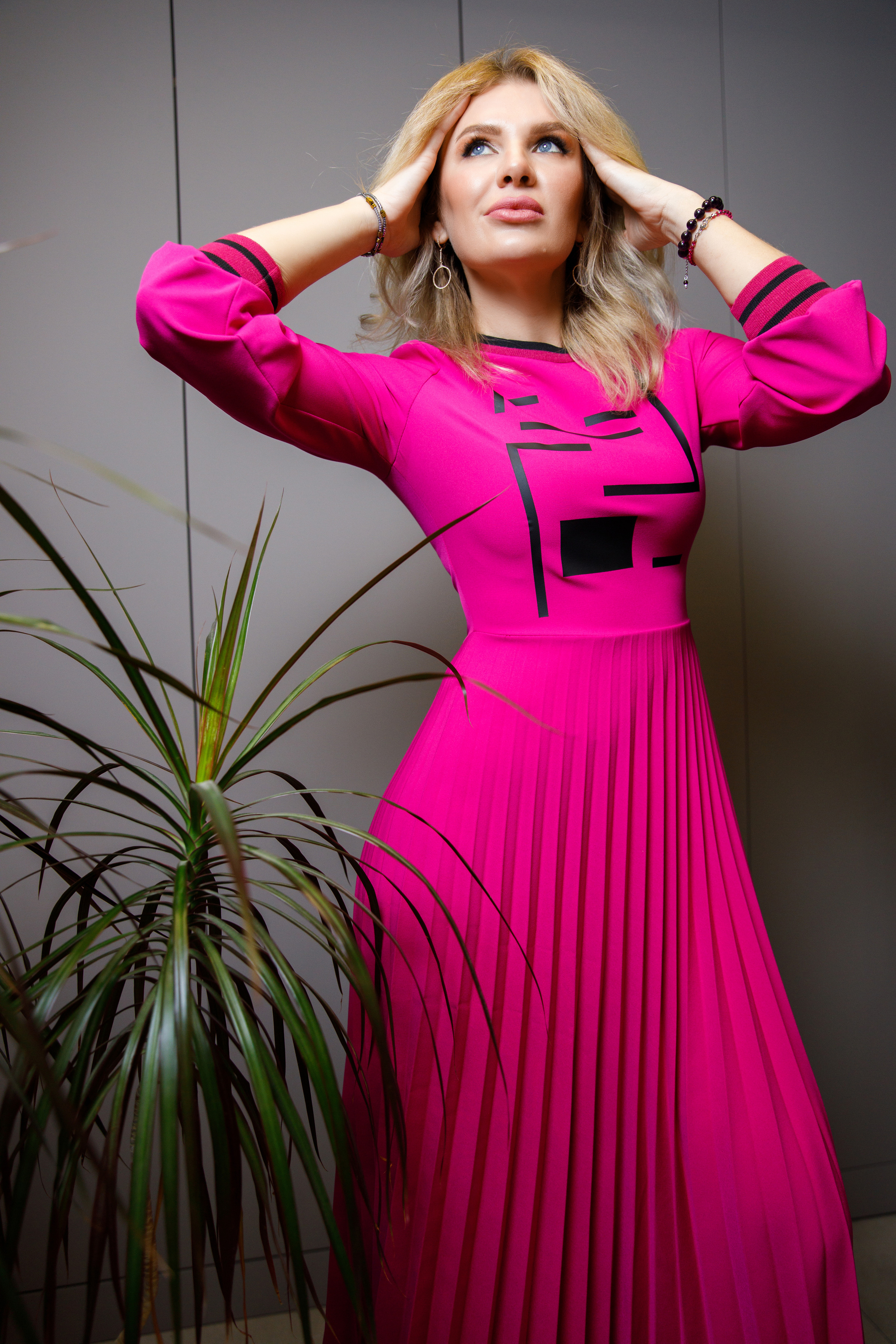 FridaBrow. Открытие студии красоты. Фотограф Антон Никандров