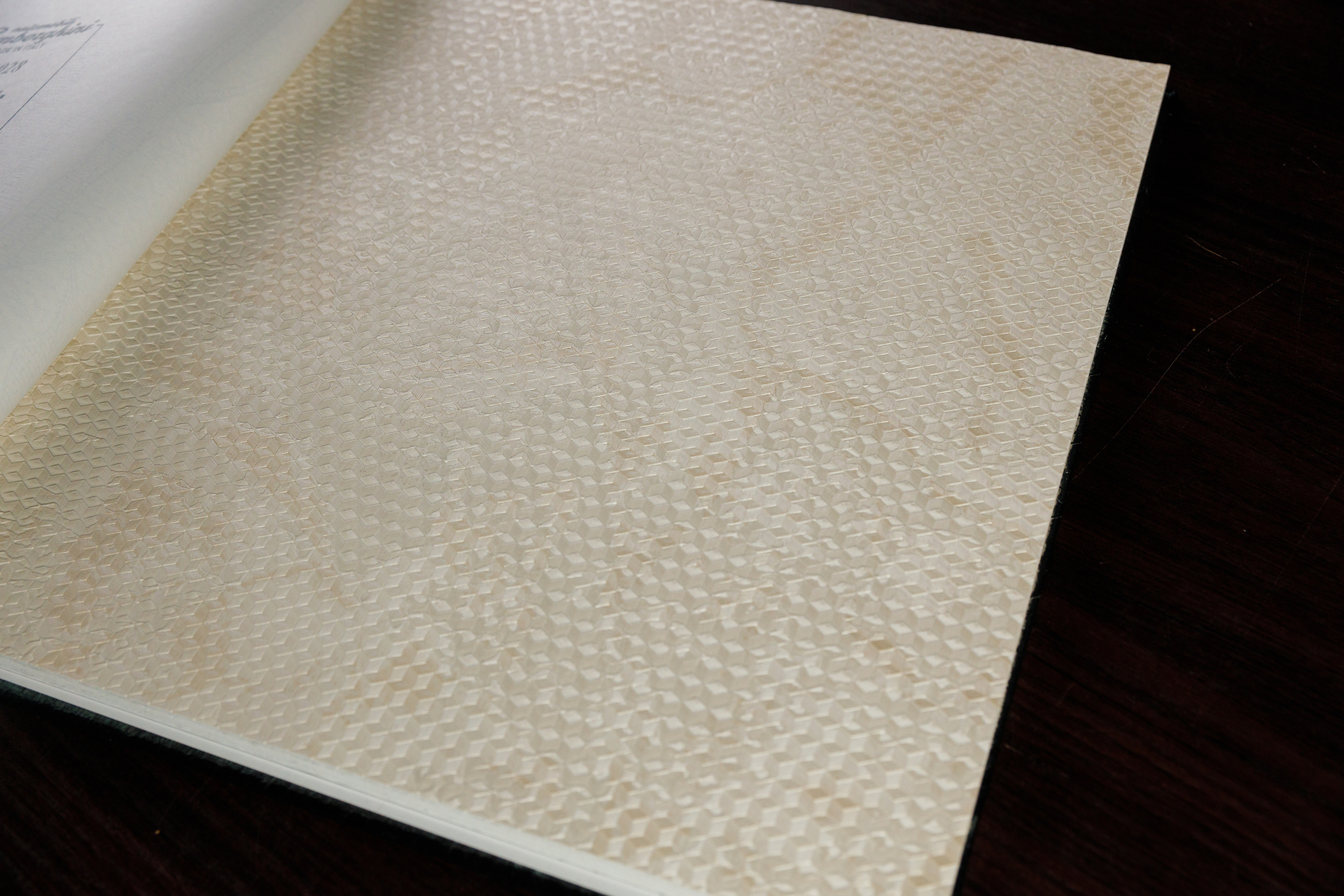 Салон декора «Renome». Коллекция обоев. Фотограф Антон Никандров