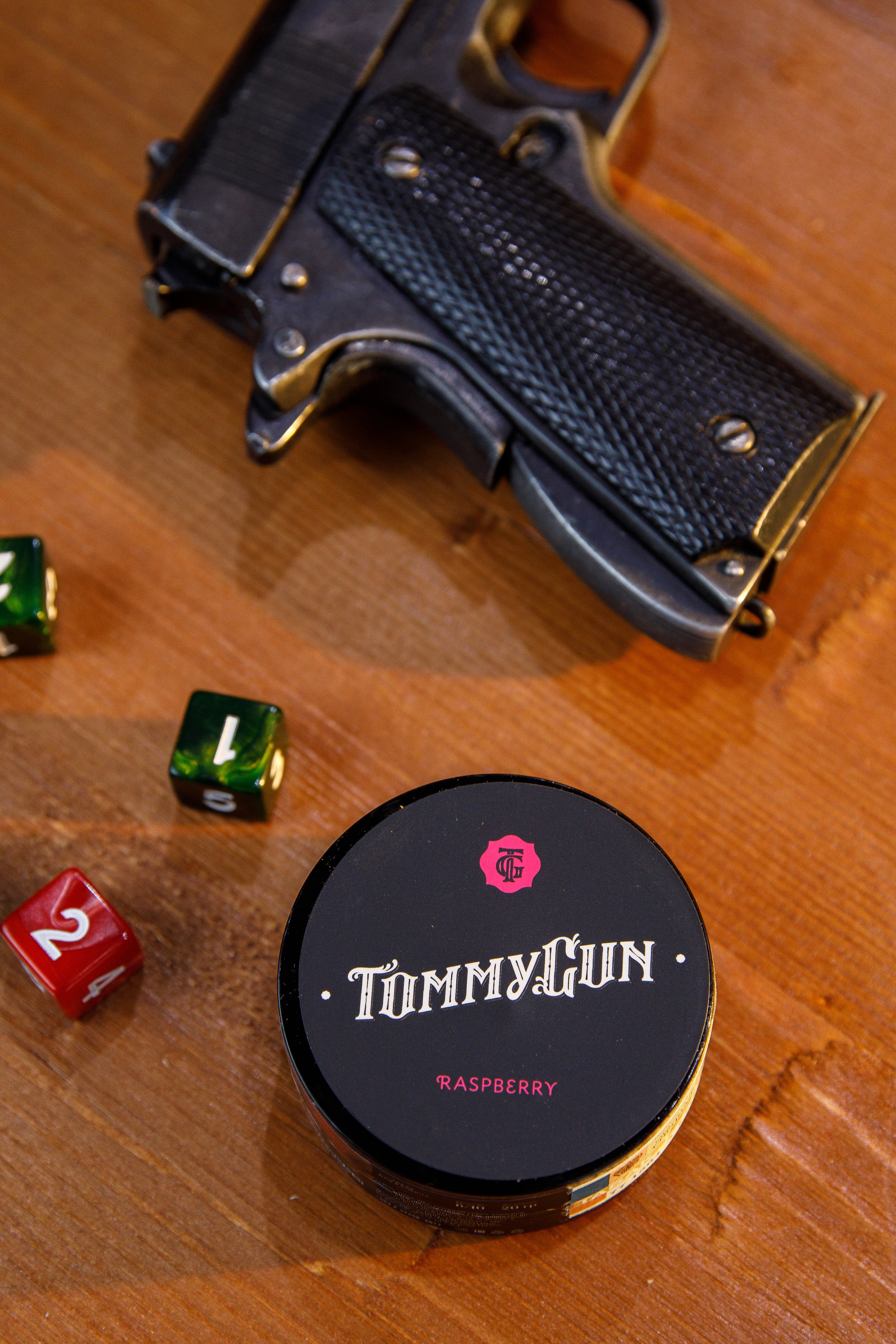 «Tommy Gun». Бренд табака. Фотограф Антон Никандров