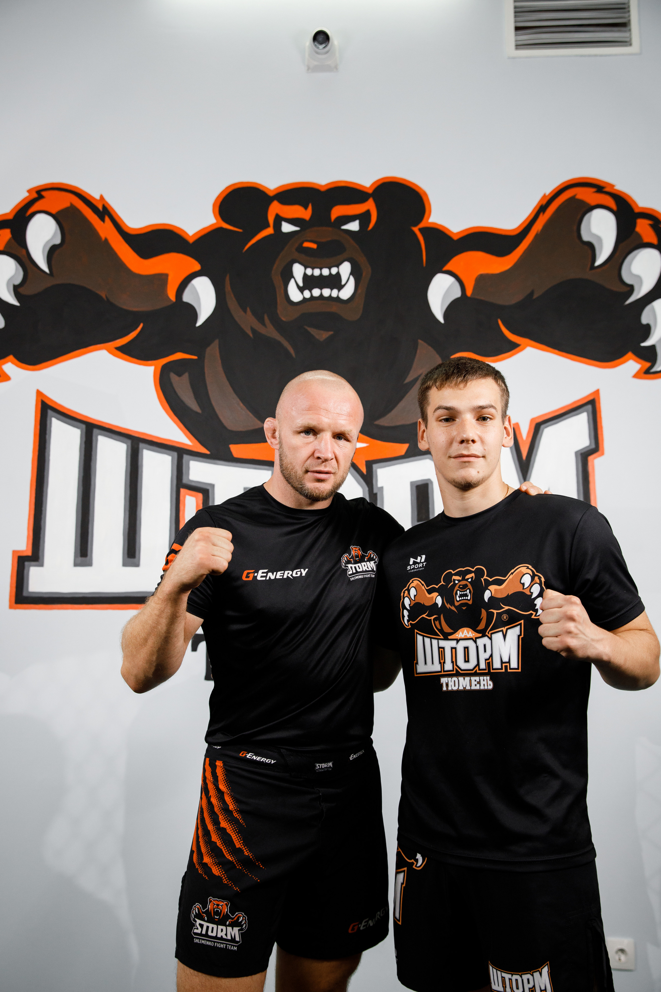 Шторм. Открытие филиала школы единоборств А. Шлеменко в Тюмени. Фотограф Антон Никандров