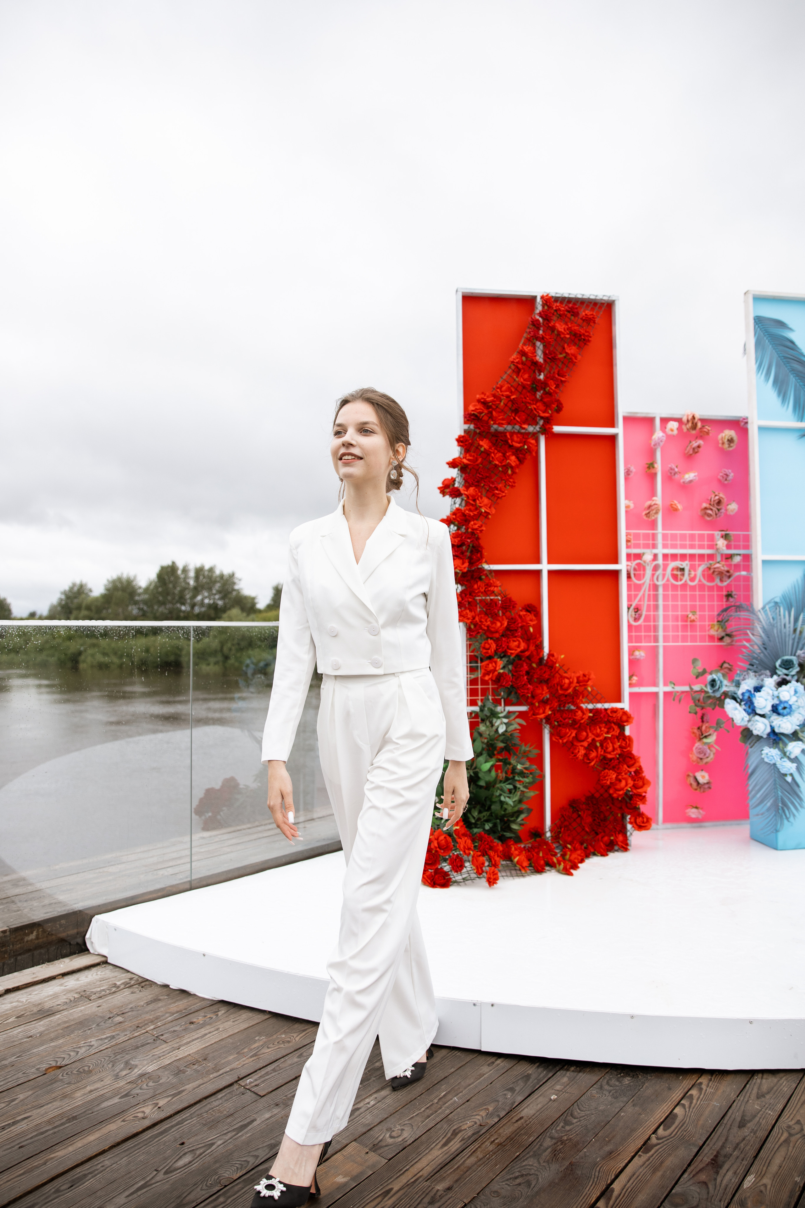 Выпускной. Своя набережная. Фотограф Антон Никандров