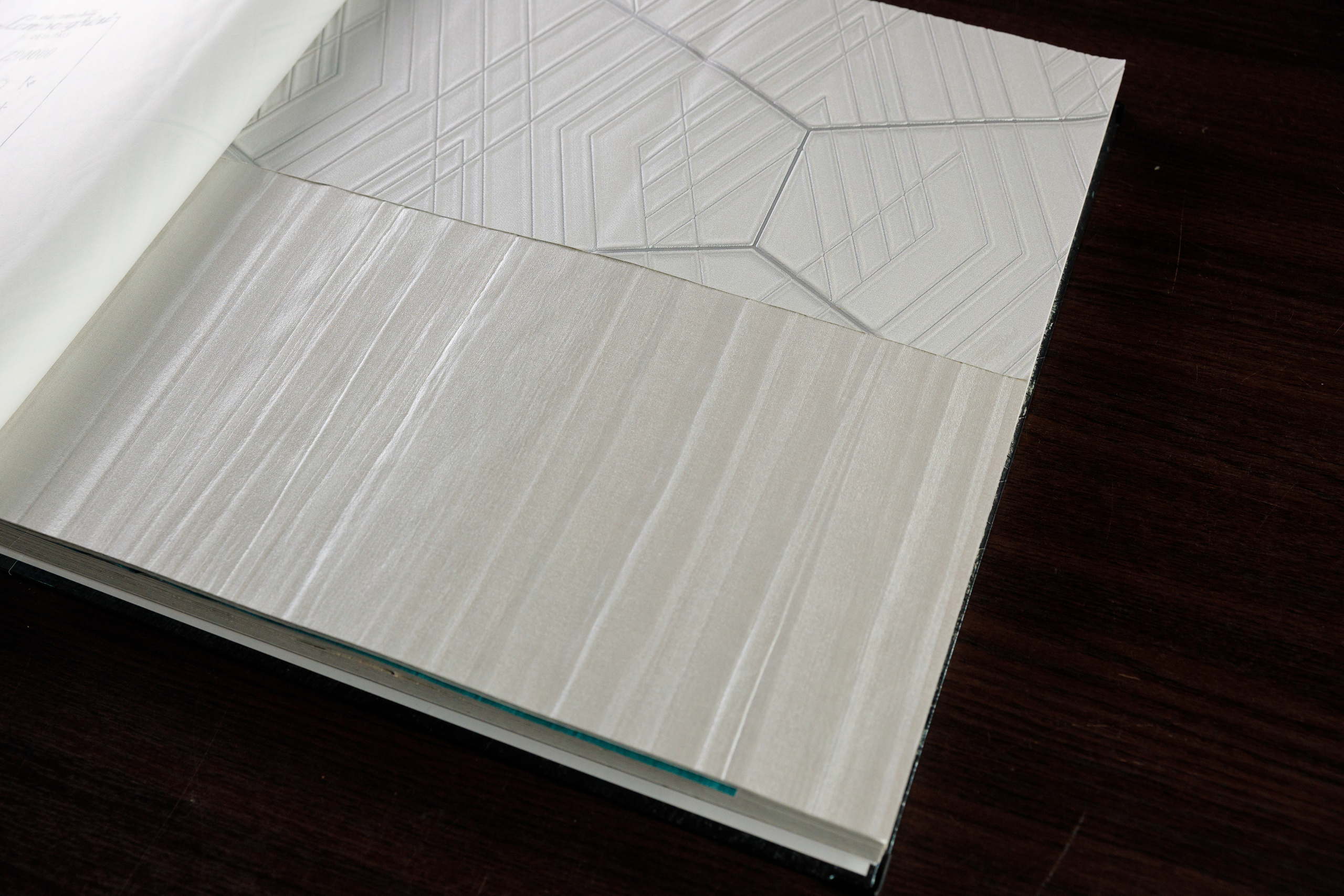 Салон декора «Renome». Коллекция обоев. Фотограф Антон Никандров