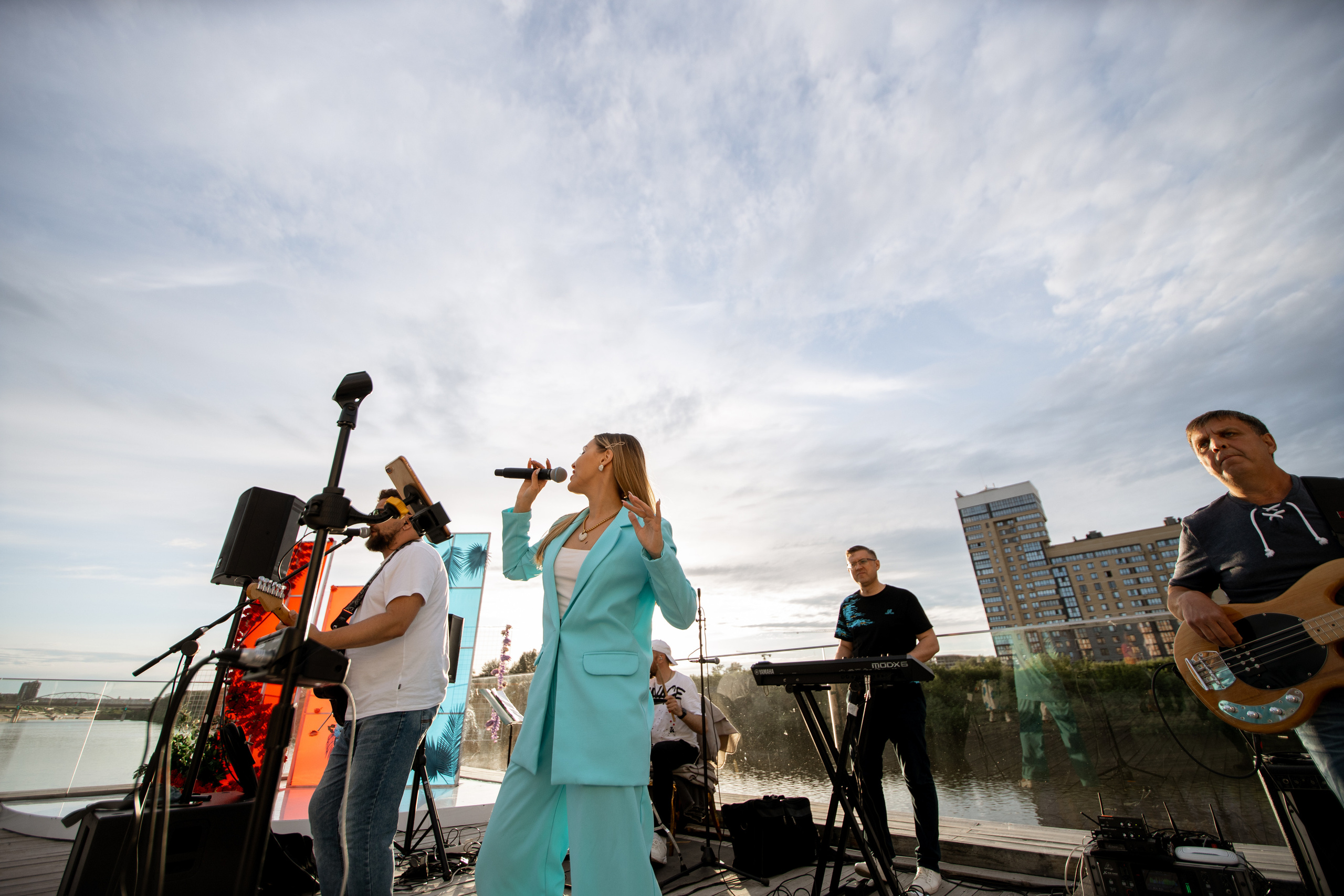 Выпускной ТГУ. Своя Набережная. Фотограф Антон Никандров