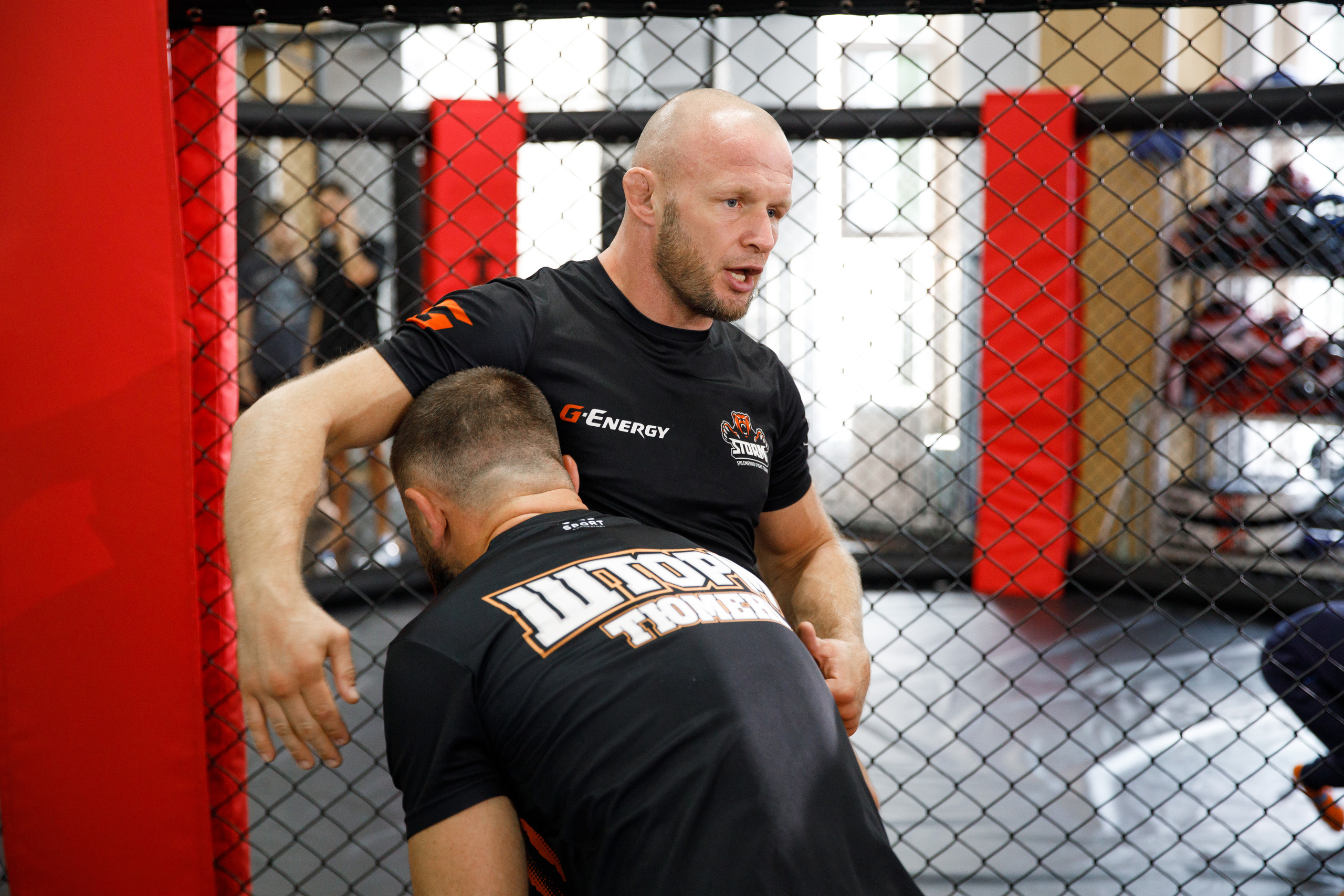 Шторм. Открытие филиала школы единоборств А. Шлеменко в Тюмени. Фотограф Антон Никандров