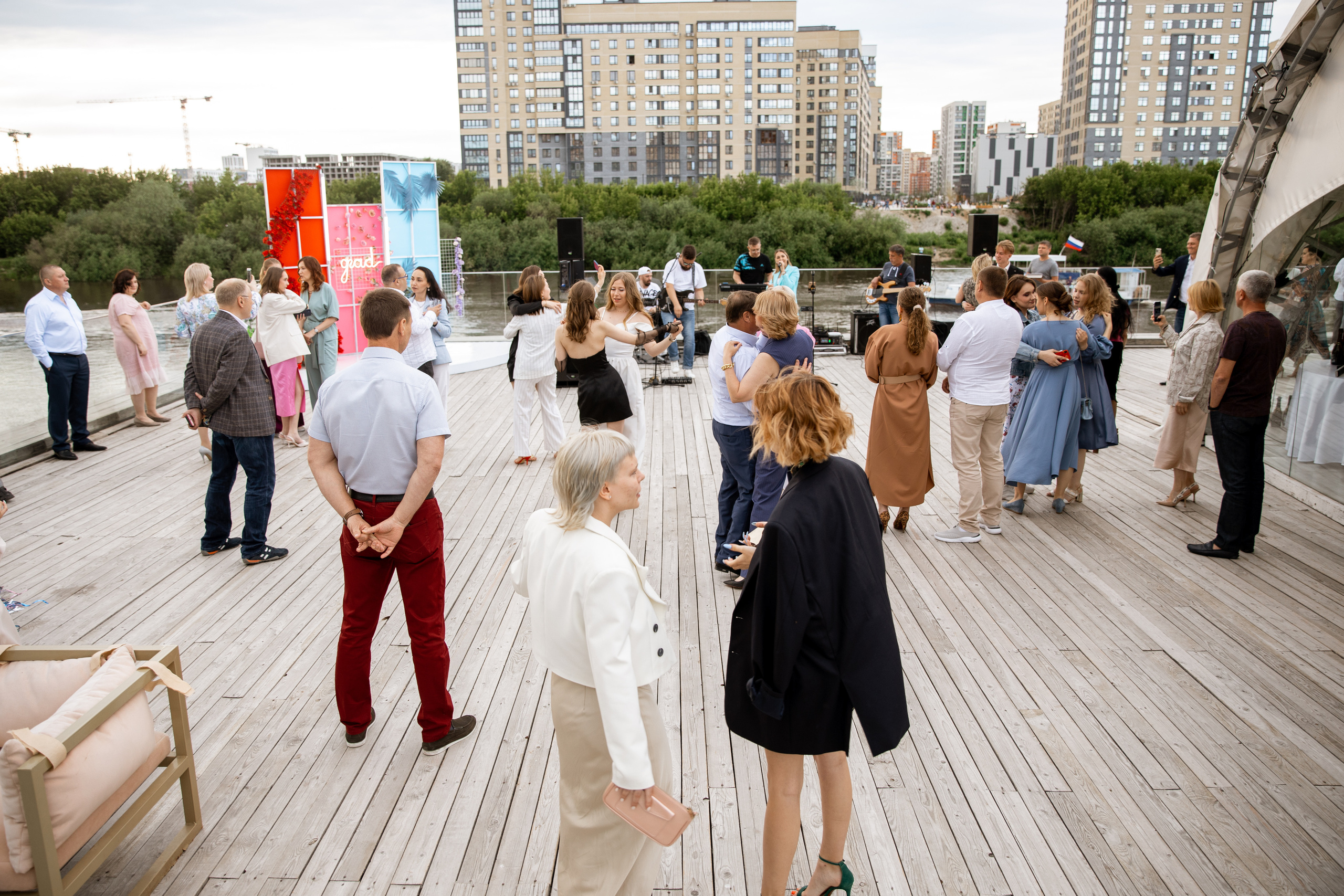 Выпускной ТГУ. Своя Набережная. Фотограф Антон Никандров
