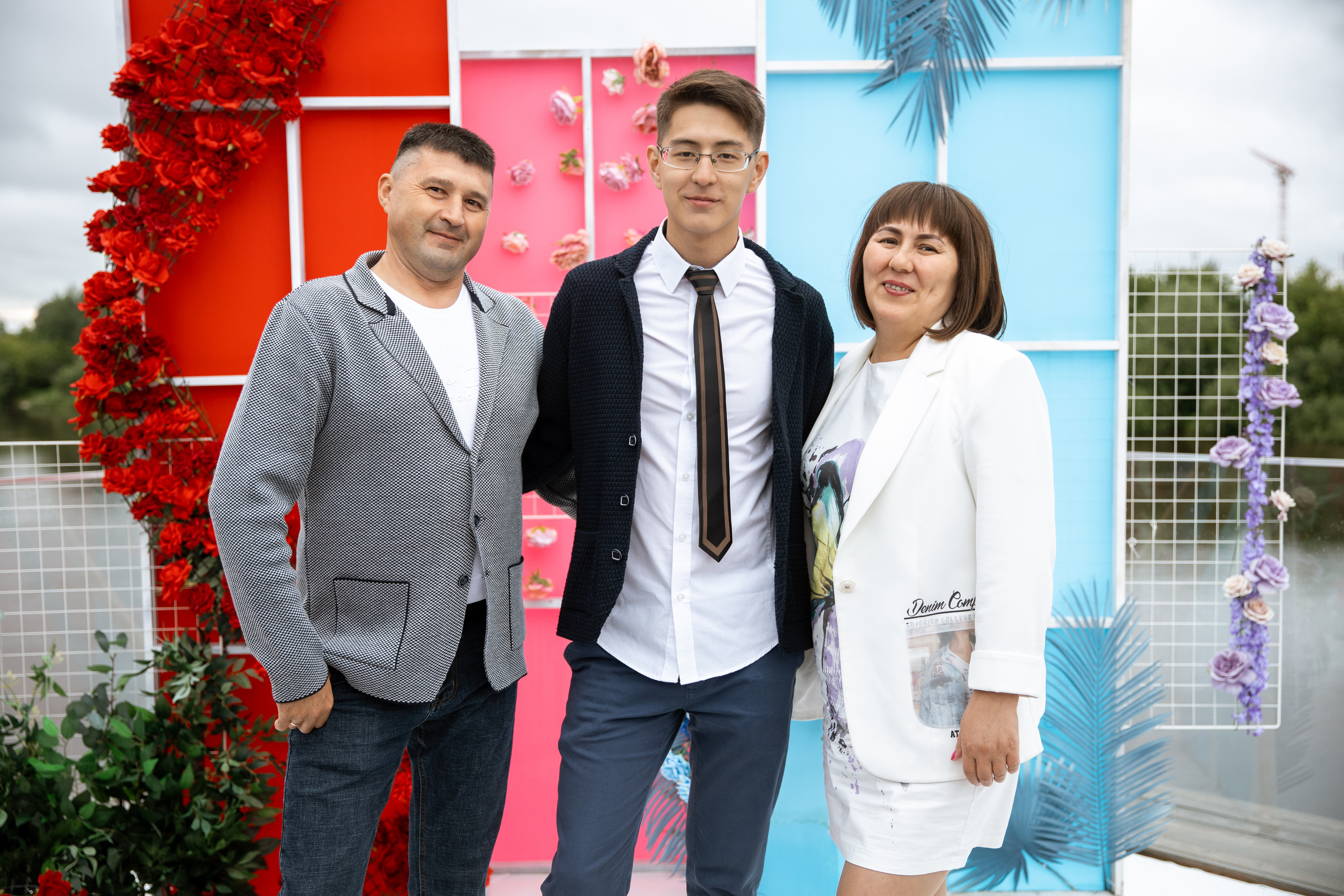 Выпускной. Своя набережная. Фотограф Антон Никандров