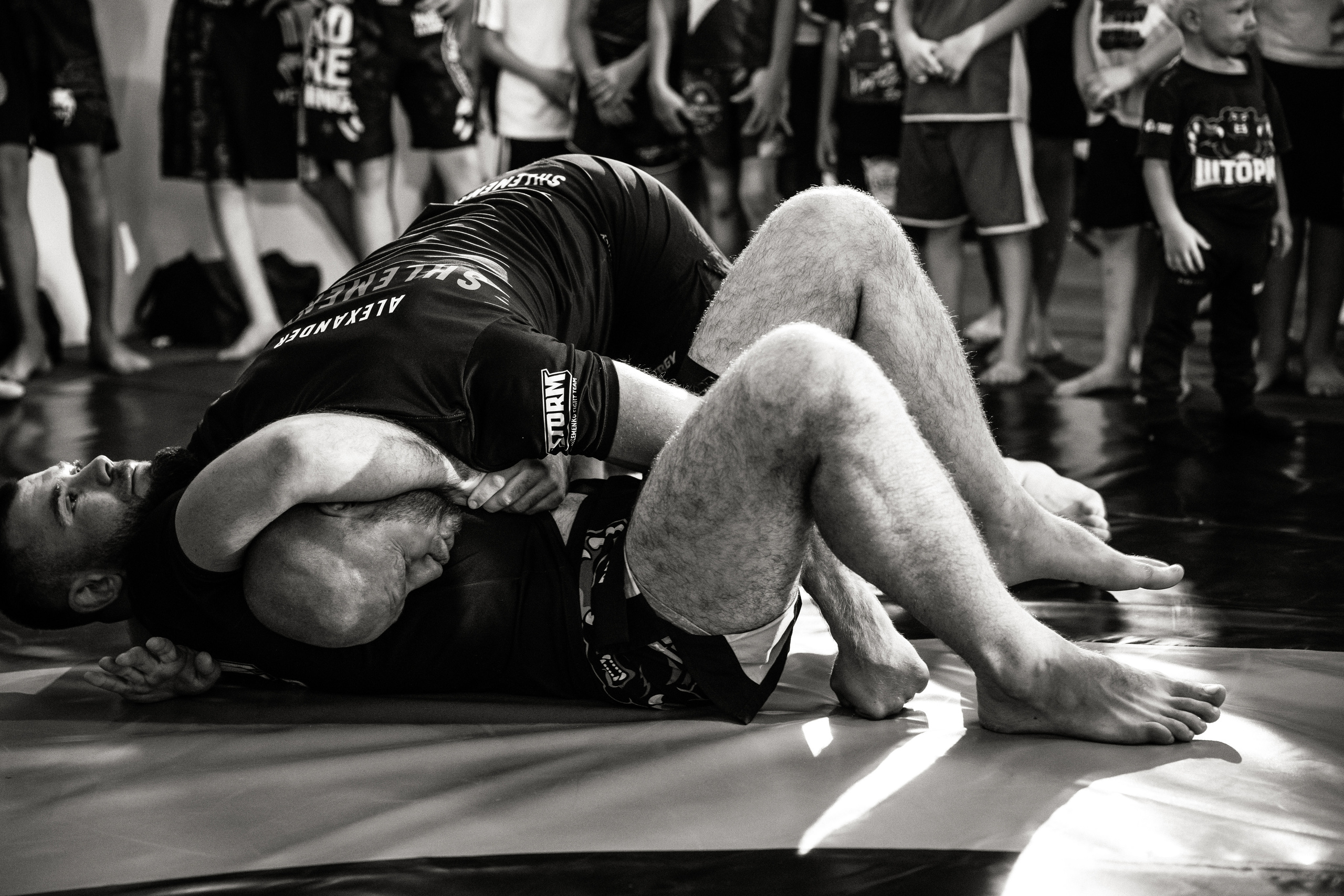 Шторм. Открытие филиала школы единоборств А. Шлеменко в Тюмени. Фотограф Антон Никандров