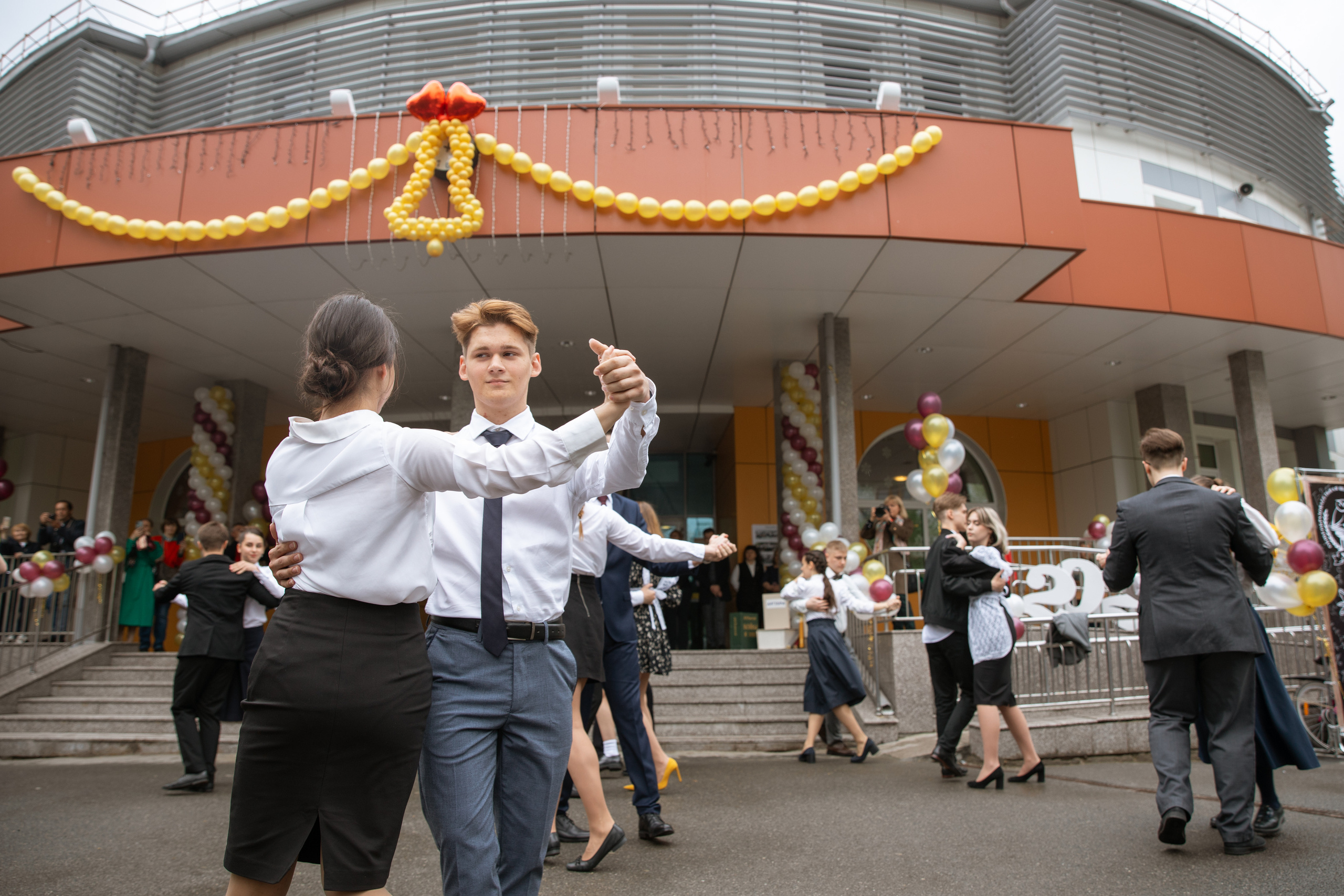 Последний звонок. Фотограф Антон Никандров