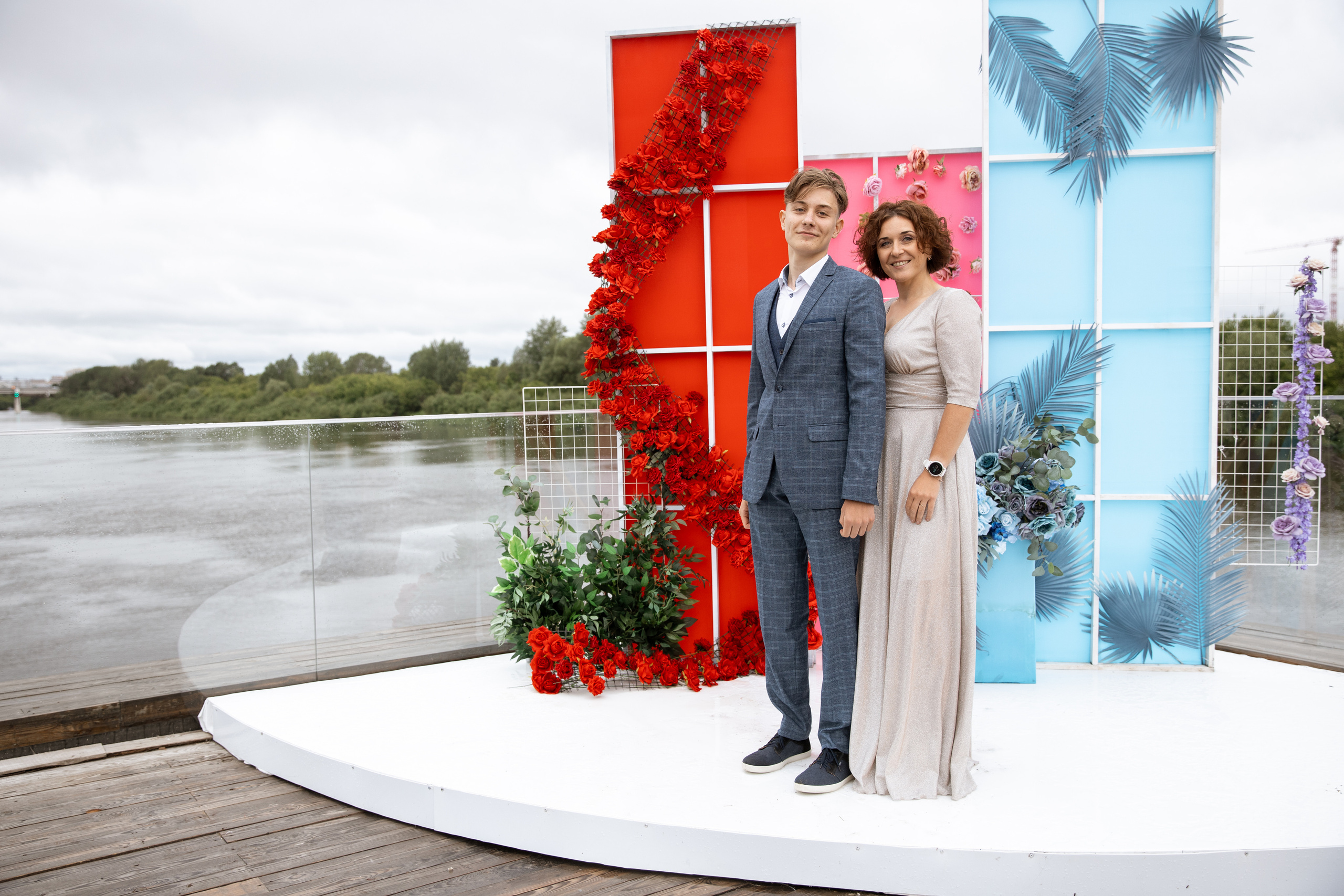 Выпускной. Своя набережная. Фотограф Антон Никандров