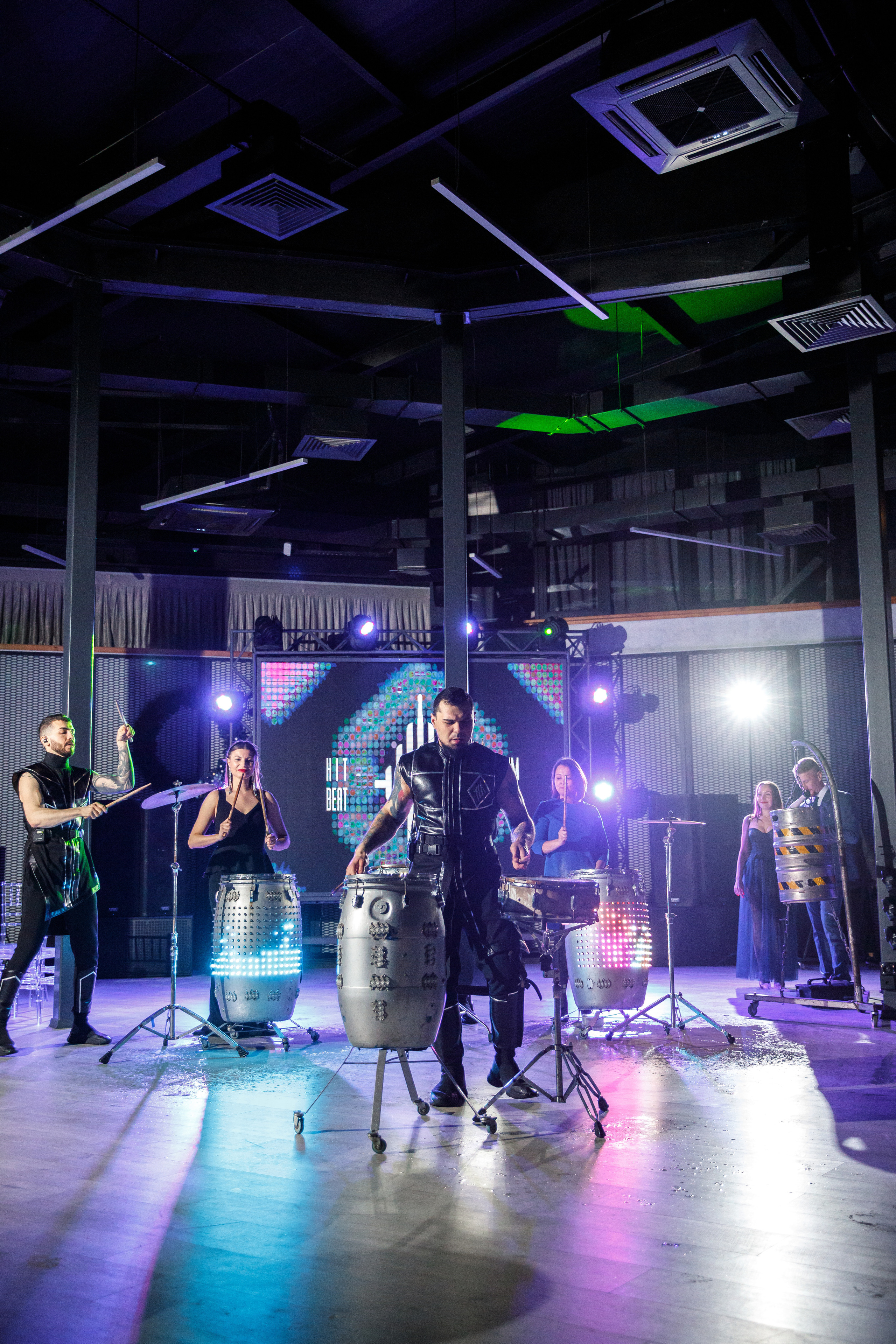 Метрика Недвижимость. Фотограф Антон Никандров