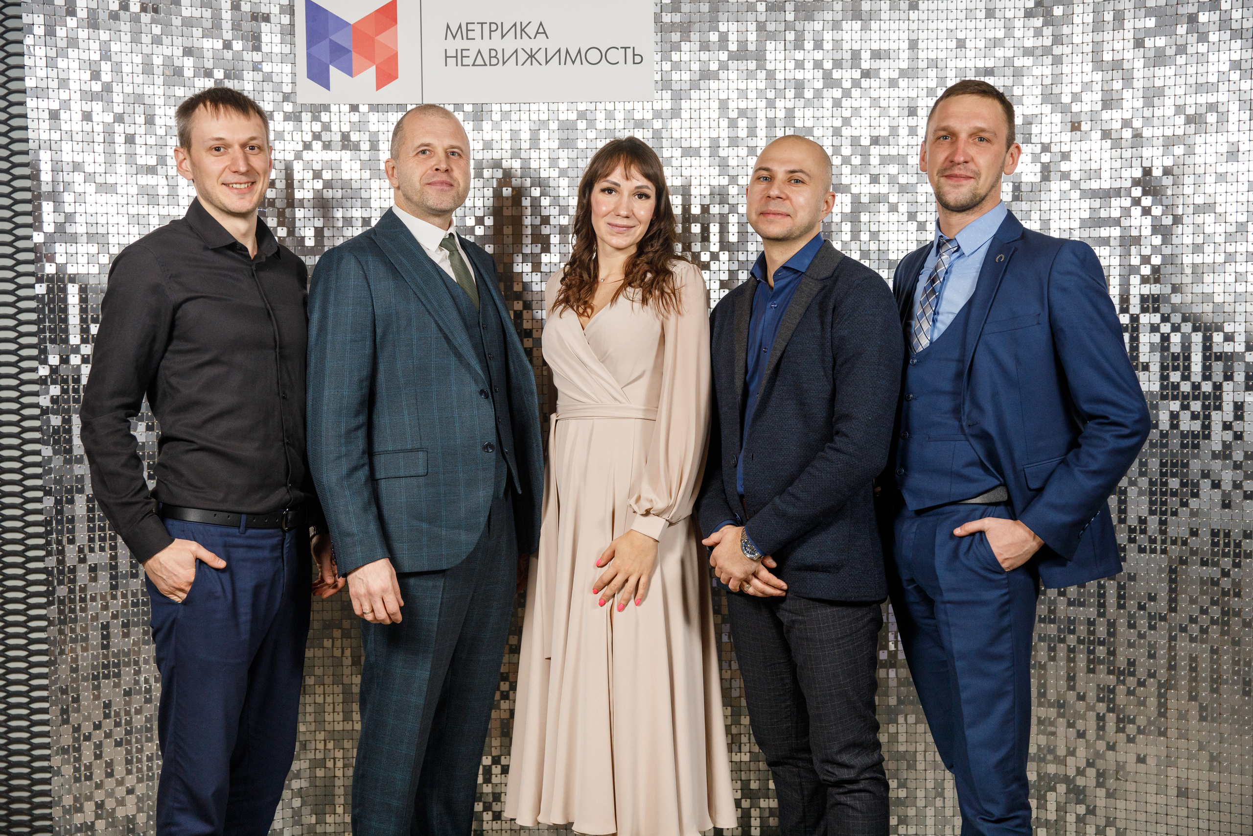 Метрика Недвижимость. Фотограф Антон Никандров