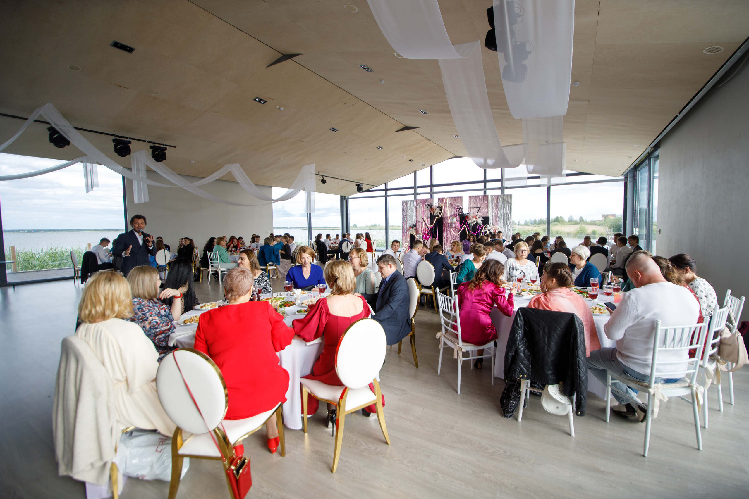 Выпускной в Островском. Фотограф Антон Никандров