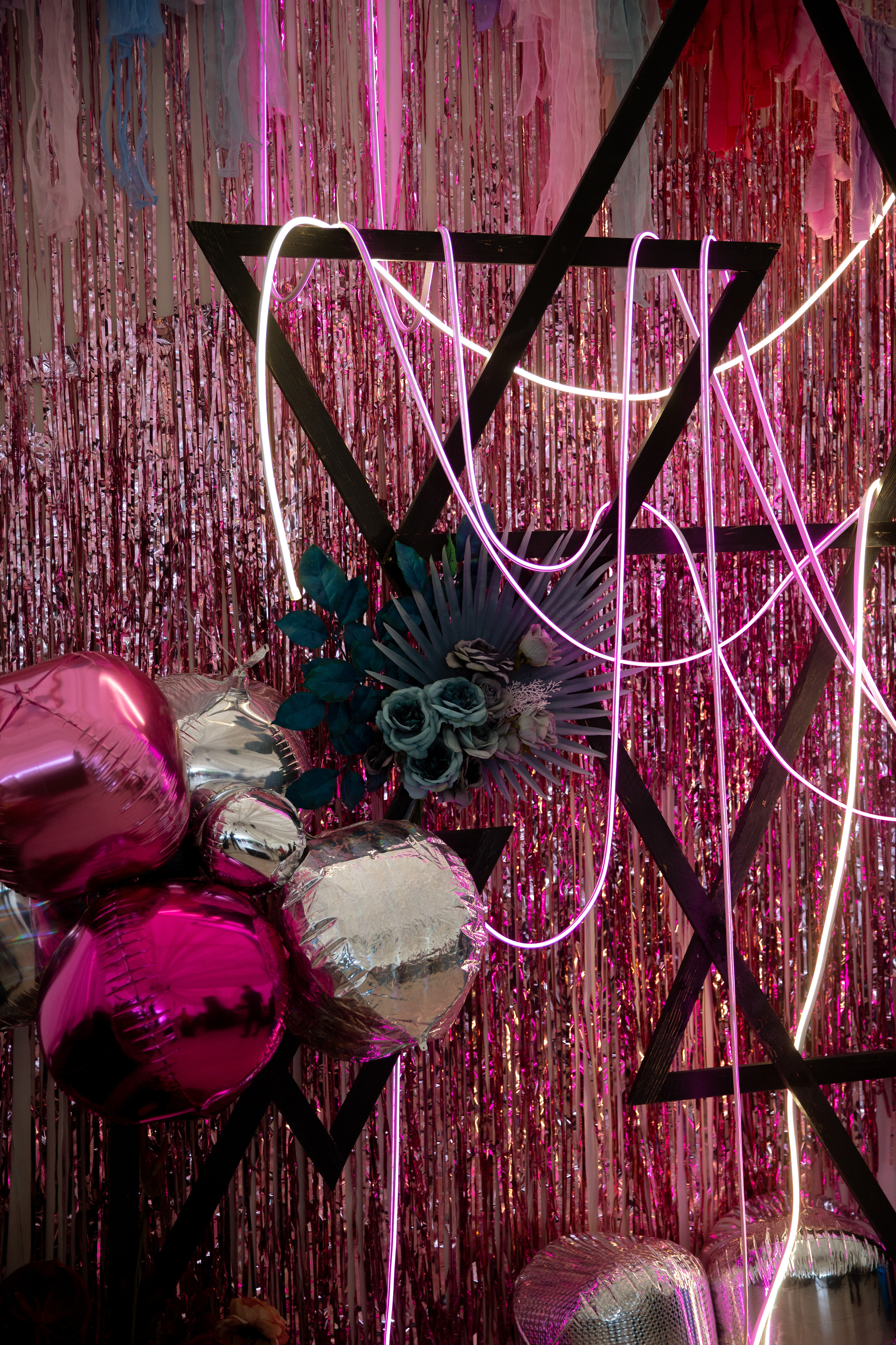 Выпускной. Своя набережная. Фотограф Антон Никандров