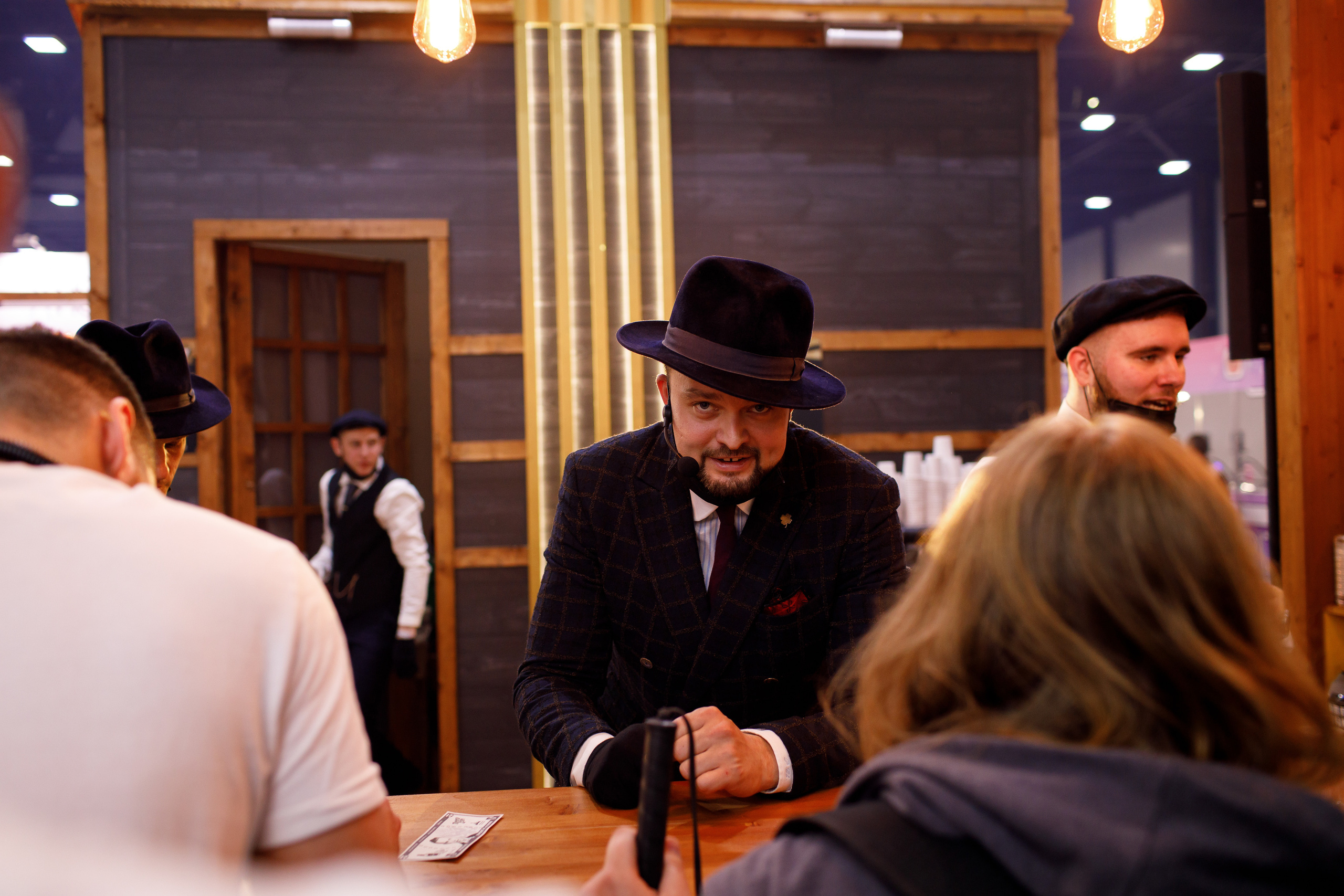 Выставка Экспо, Санкт-Петербург. Бренд Tommy Gun. Фотограф Антон Никандров