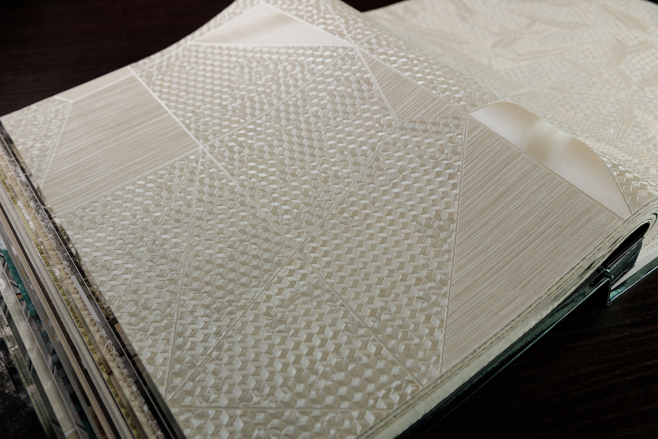 Салон декора «Renome». Коллекция обоев. Фотограф Антон Никандров